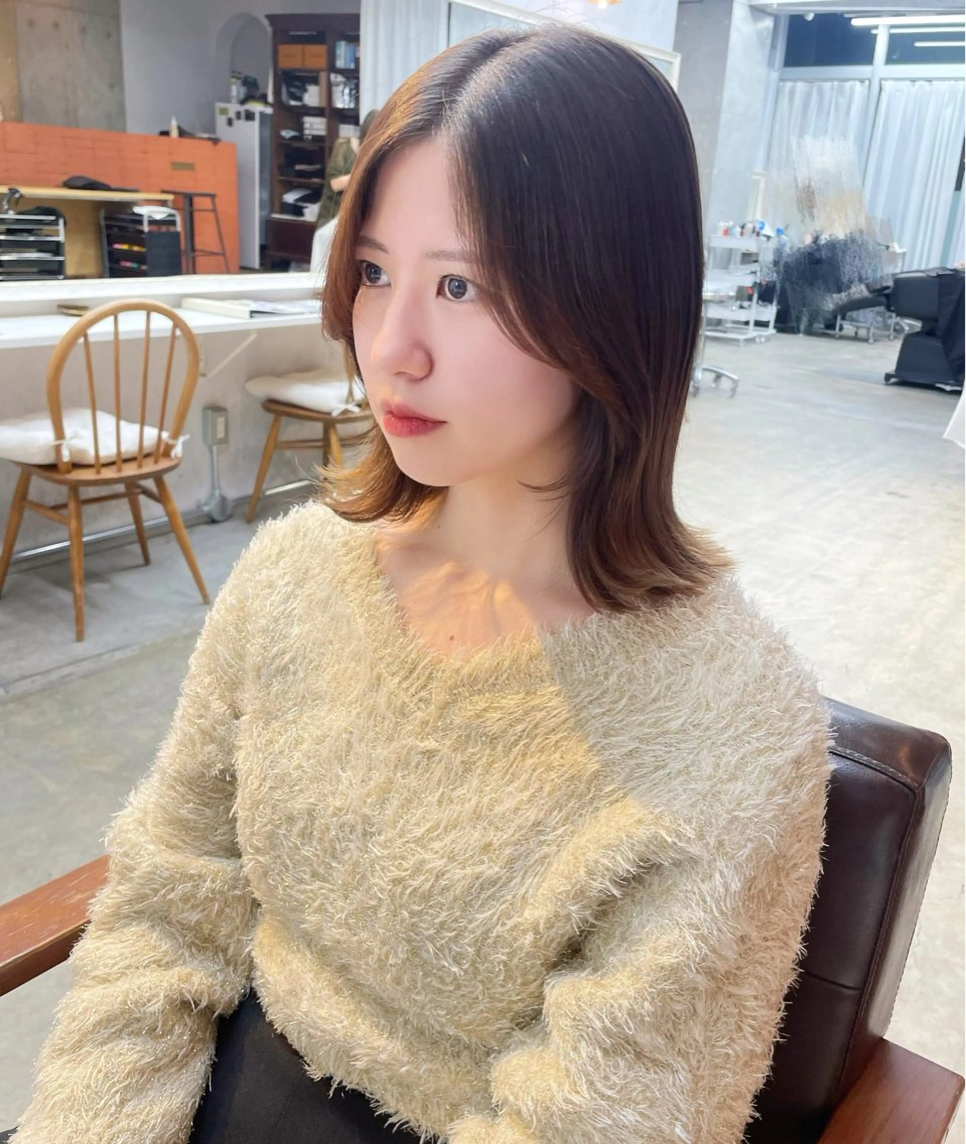 ミディアム レイヤーカット/ 縮毛矯正/ミサキ💐のヘアスタイル