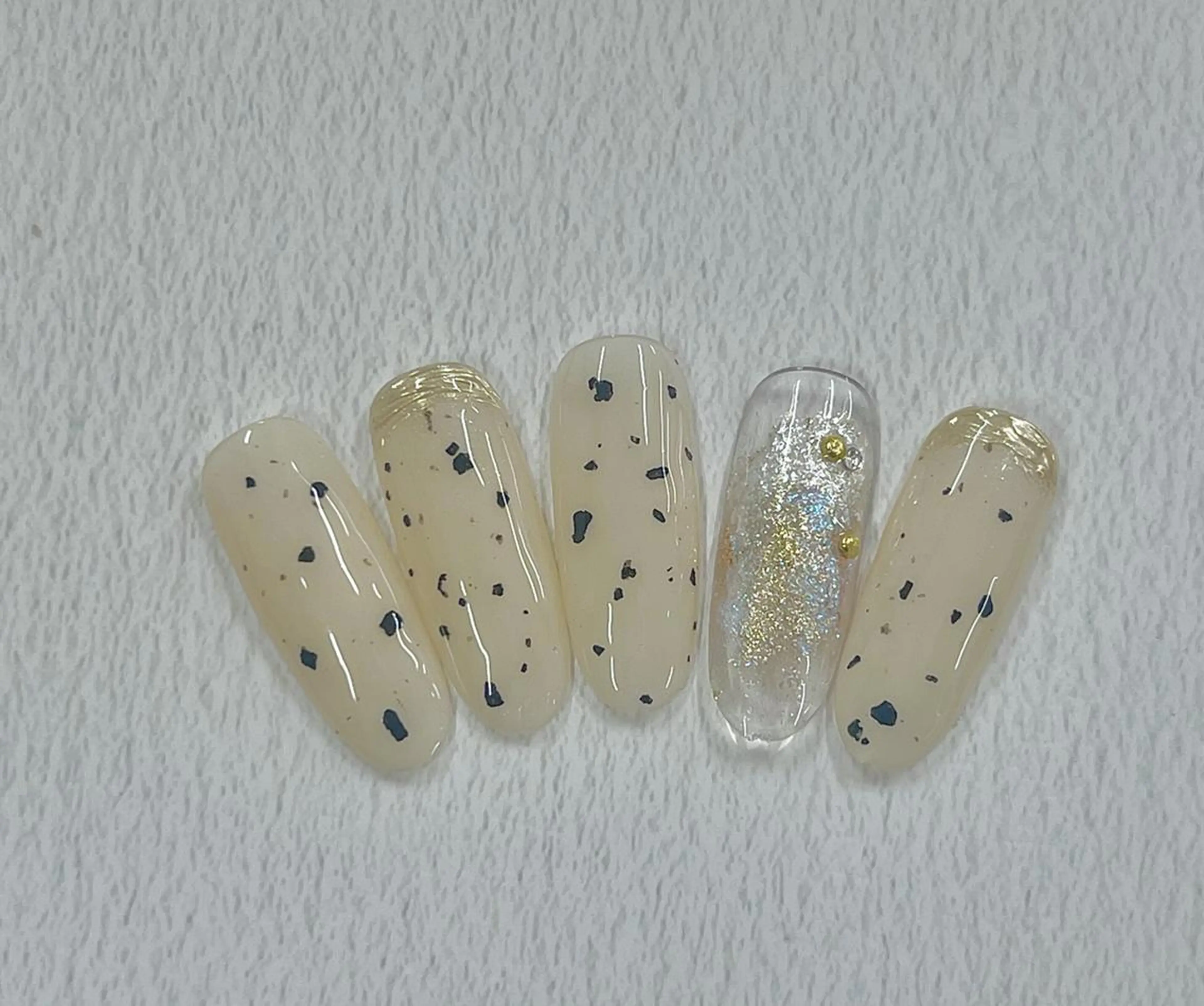 ネイル ダイ ゲンゲンのネイルデザイン