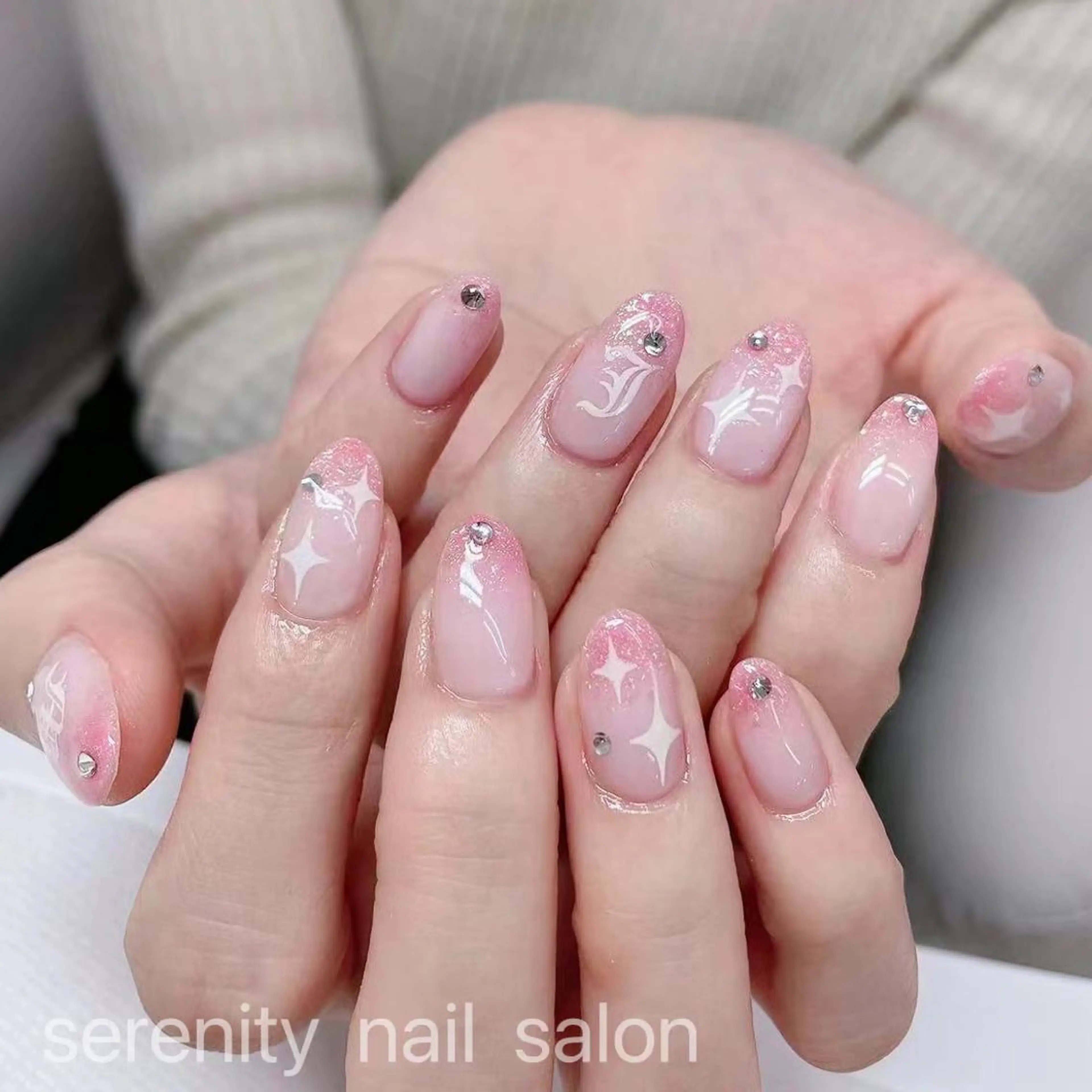 ネイル ハンドネイル ハンドケア ✨Serenity Nail salonのネイルデザイン
