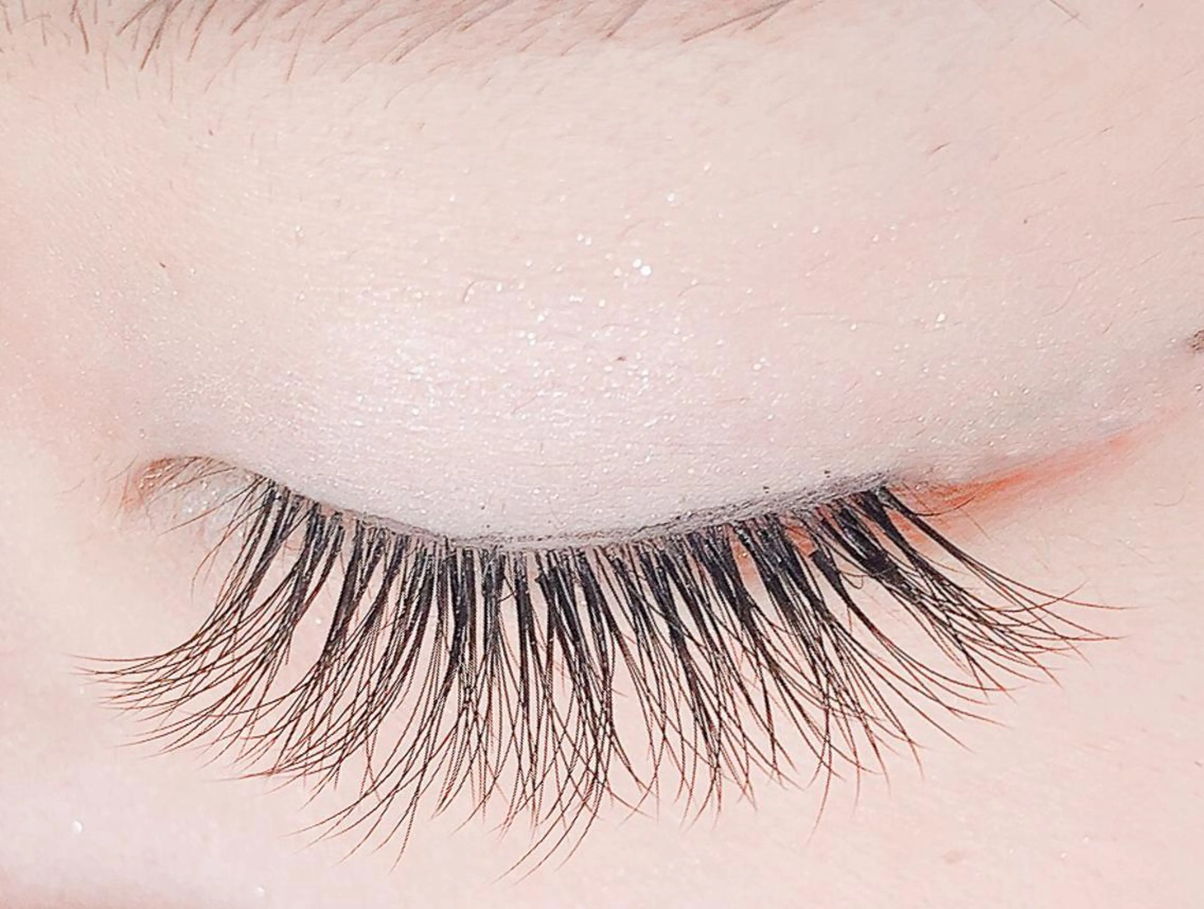 マツエク・マツパ 🤎ベージュカラー 🐶メンズパーマのヘアスタイル