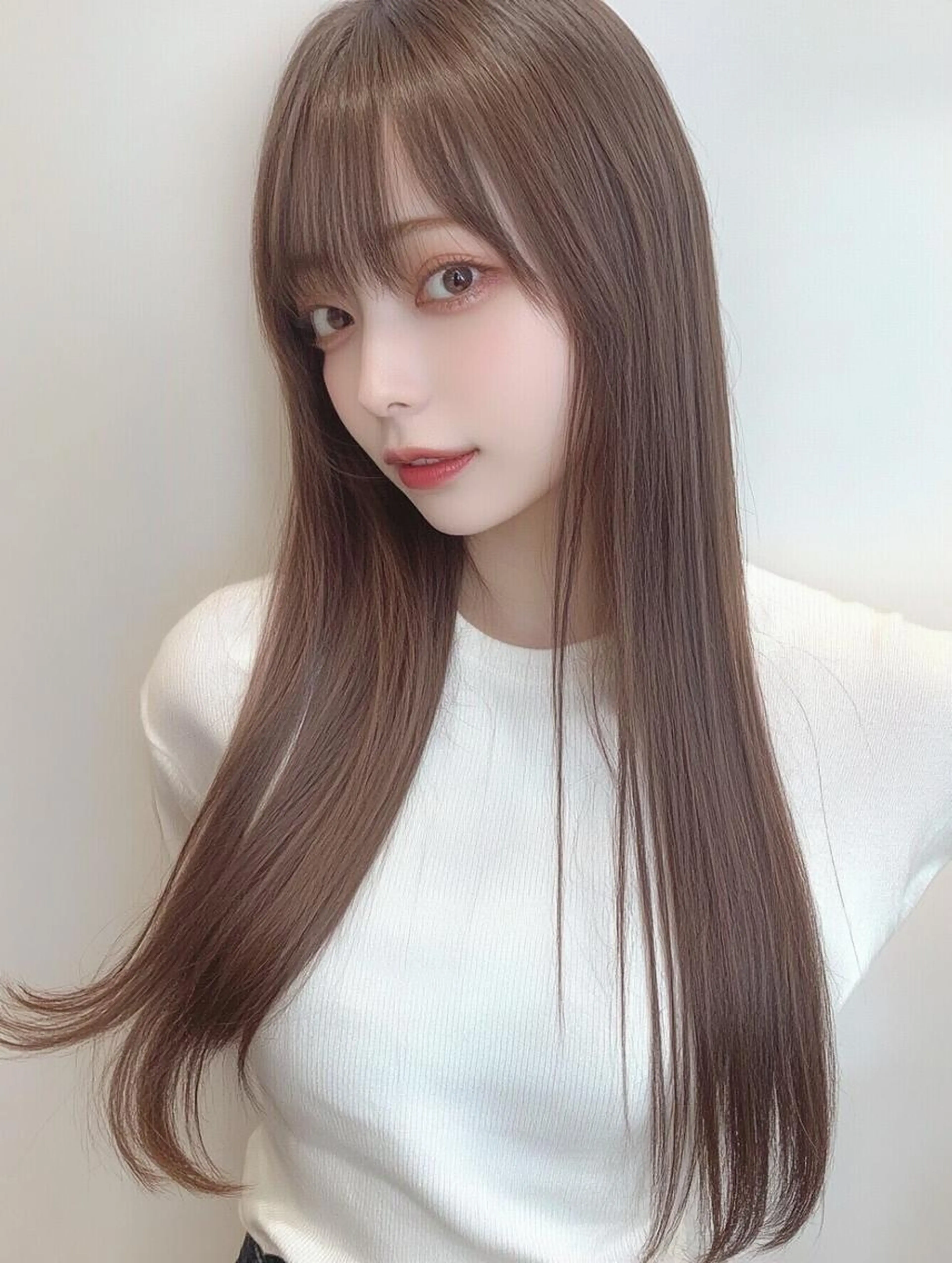 酸性縮毛矯正＋補修トリートメントの写真