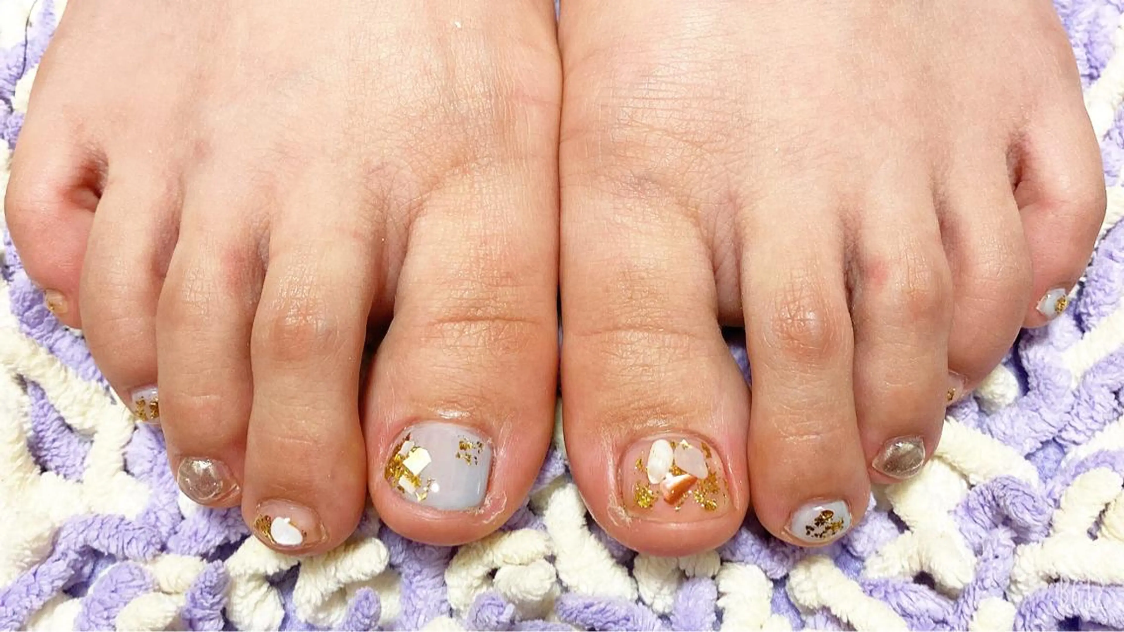 ネイル The Best Beauty受付担当のヘアスタイル