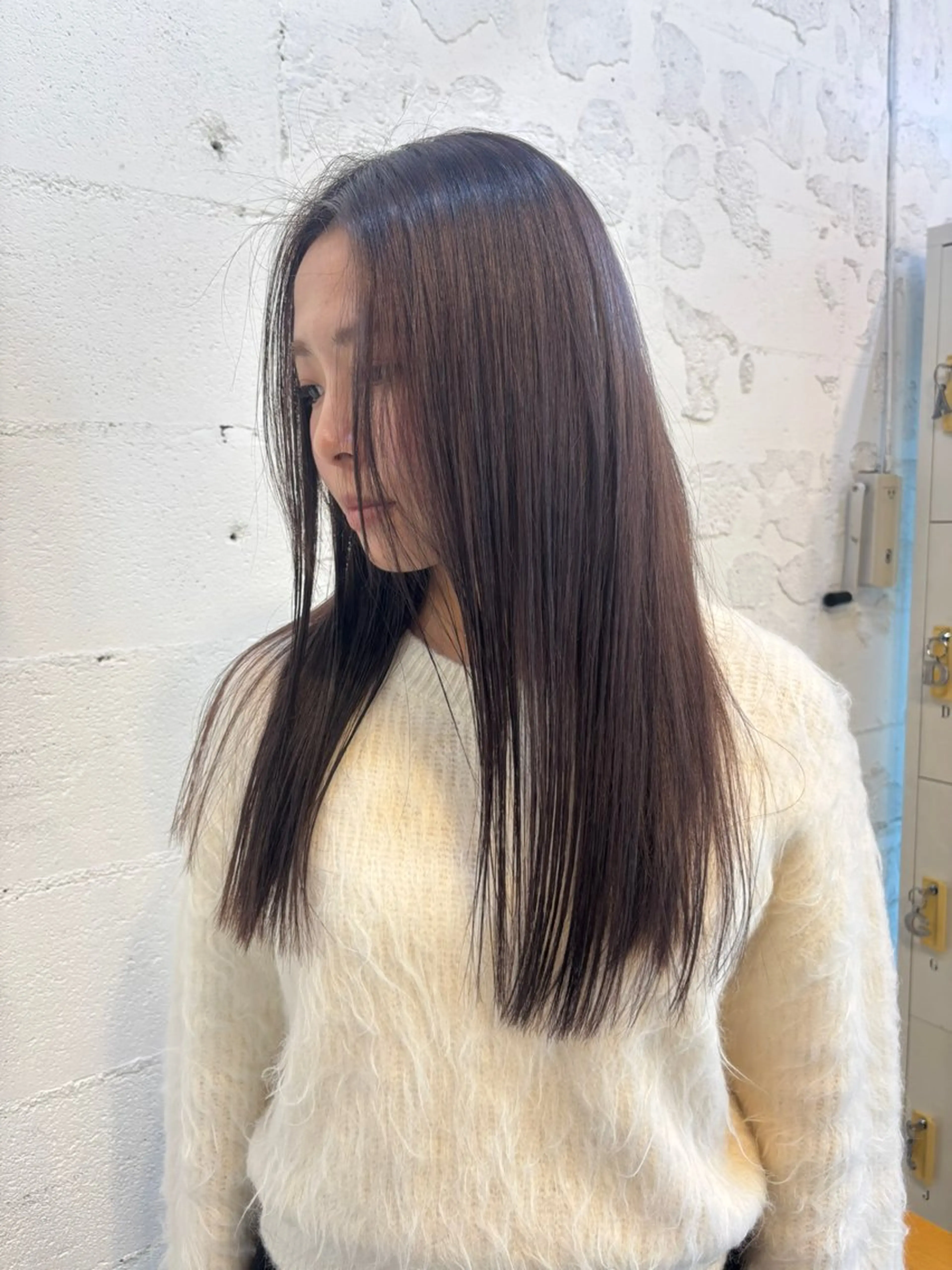 ミディアム カラー 透明感カラー シルバー ヘアカラー トリートメント ヘアセット レイヤー/お洒落 🎵ハイトーン/りりのヘアスタイル