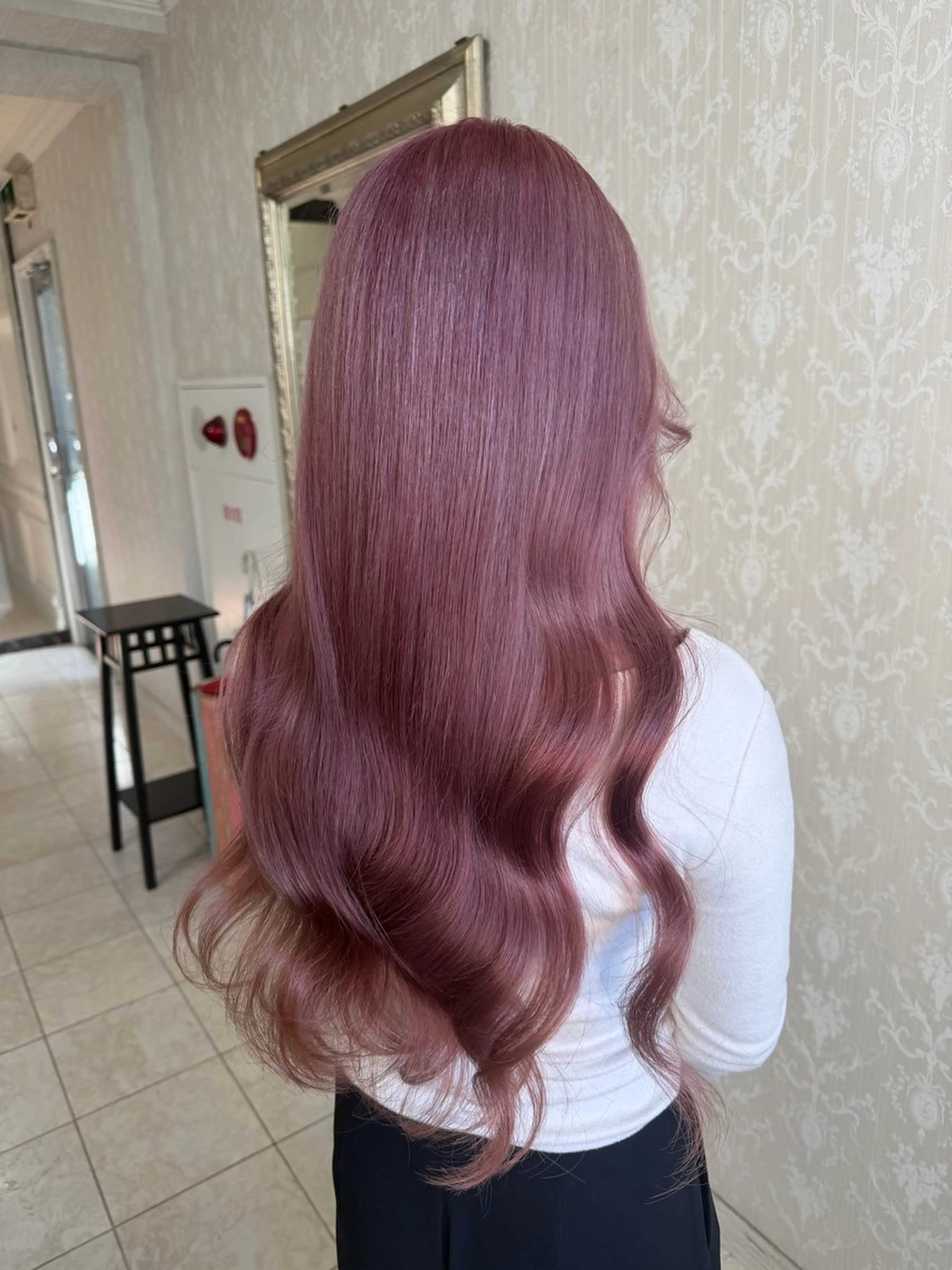 セミロング カラー ベージュカラー ブリーチ カシス 透明感カラー デザインカラー カット ヘアカラー トリートメント hair  studio A.R.S所属・烏丸/艶髪/レイヤー /韓国風/廣瀬尚輝のヘアスタイル