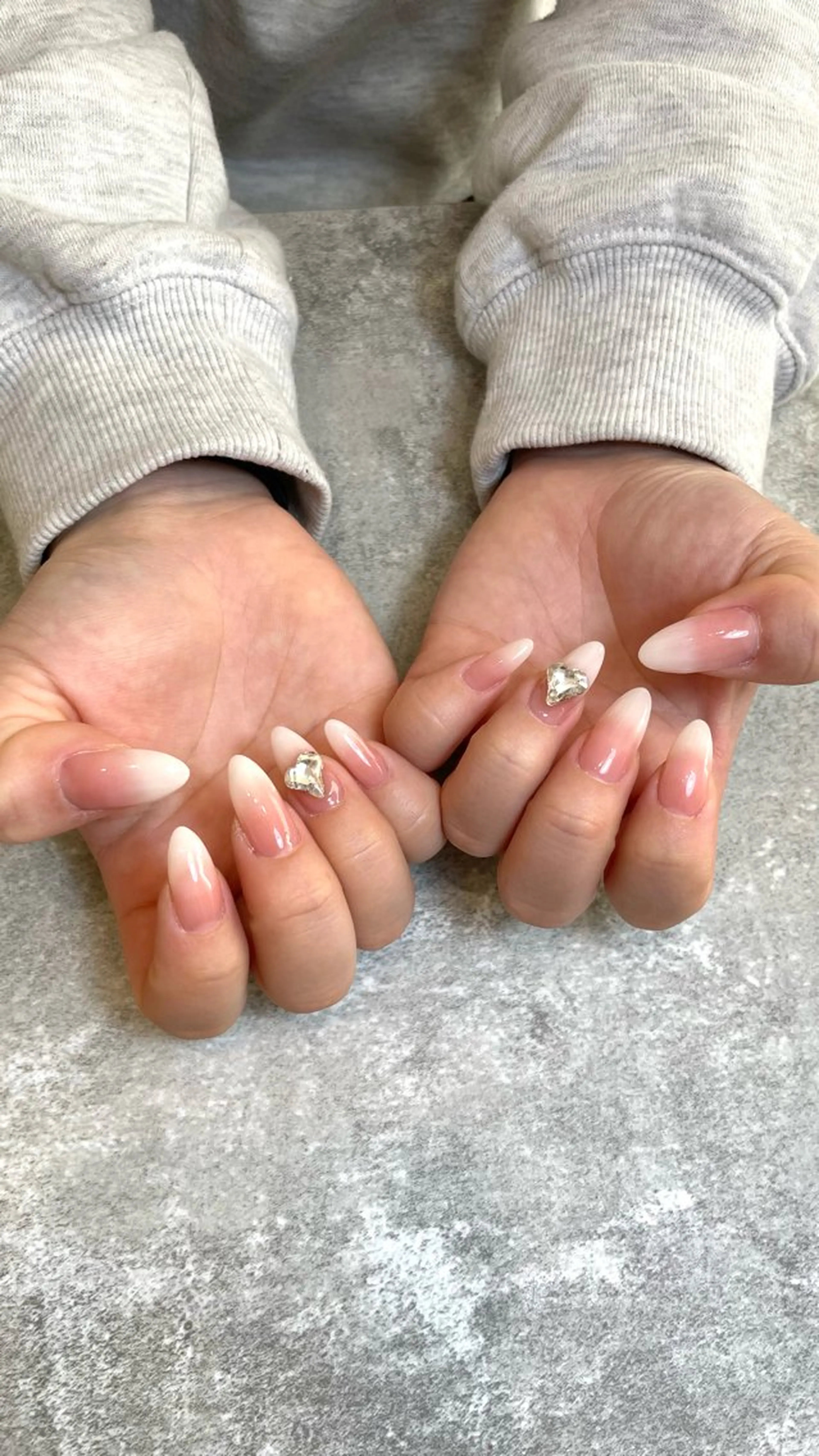 ネイル Nail MOANAのネイルデザイン