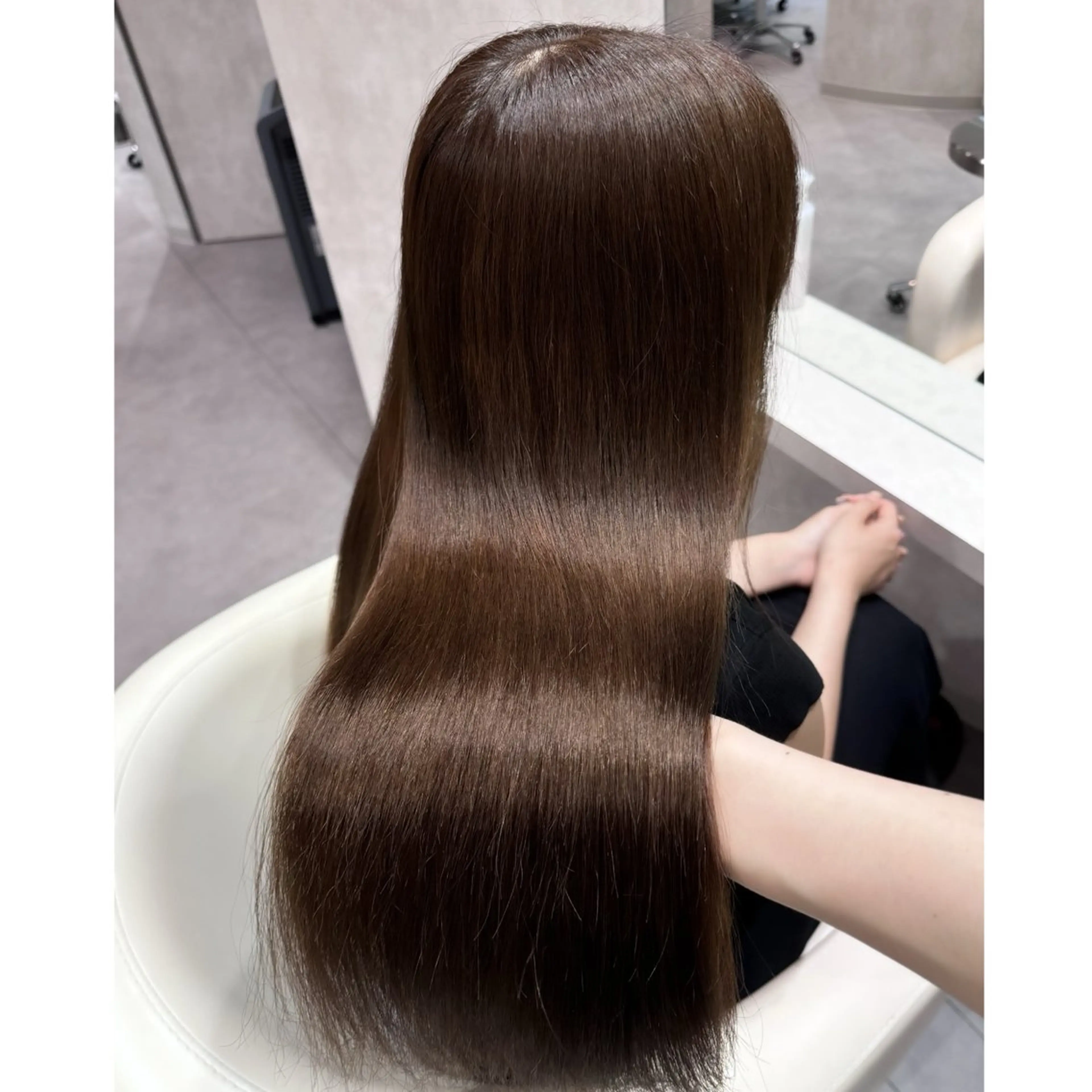 ロング カラー ブリーチ ヘアカラー LOTTA CUCCI所属・miyu /トレンド カラー×艶髪のヘアスタイル