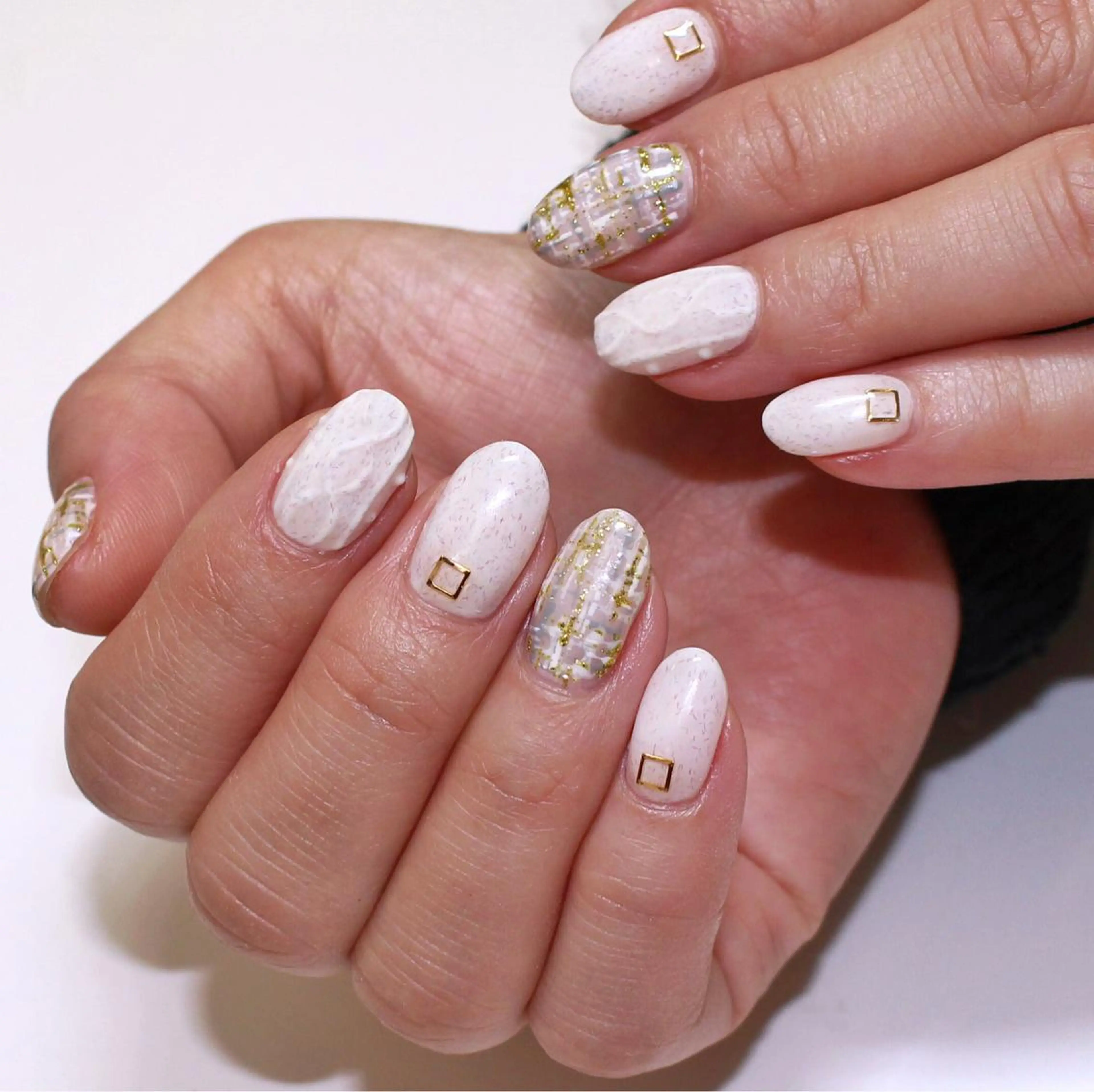 ミディアム ネイル Baku Nailsのネイルデザイン