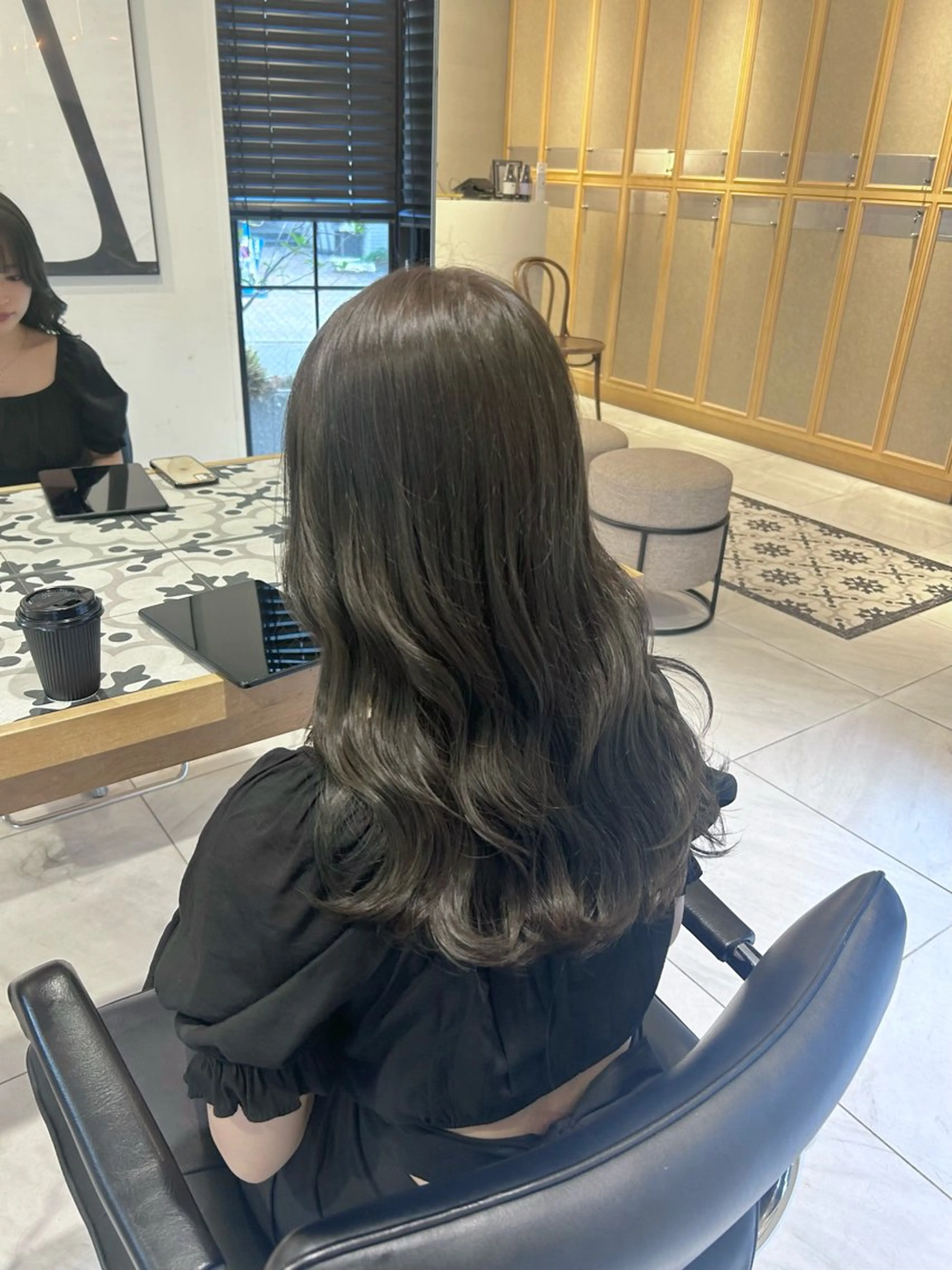 カラー ブリーチ ブリーチなしカラー ヘアカラー トリートメント ヘッドスパ ヘアセット miko🪽地毛風/ ハイトーン/レイヤーのヘアスタイル