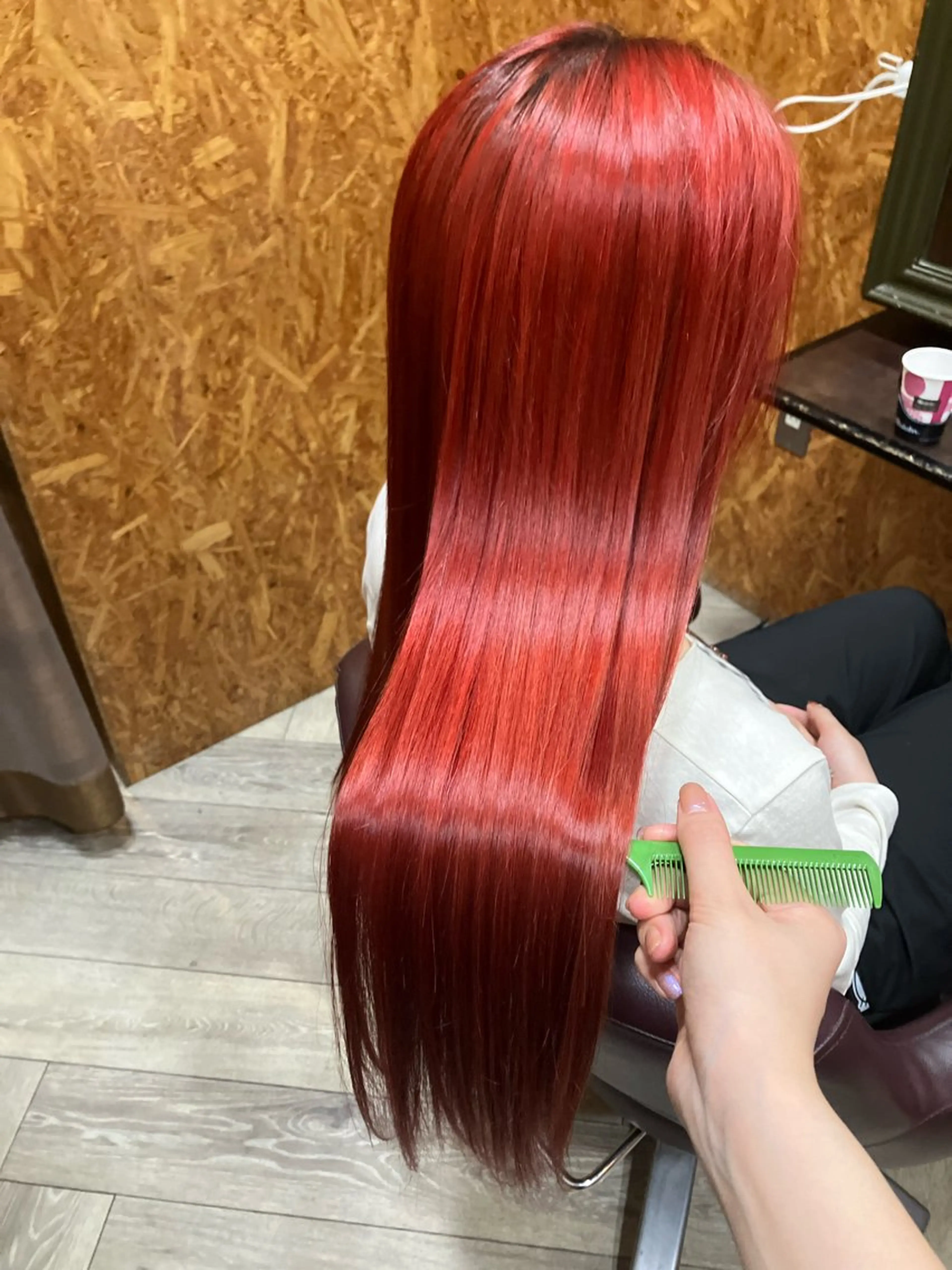 カラー オレンジ オレンジレッド レッドカラー Riko .のヘアスタイル