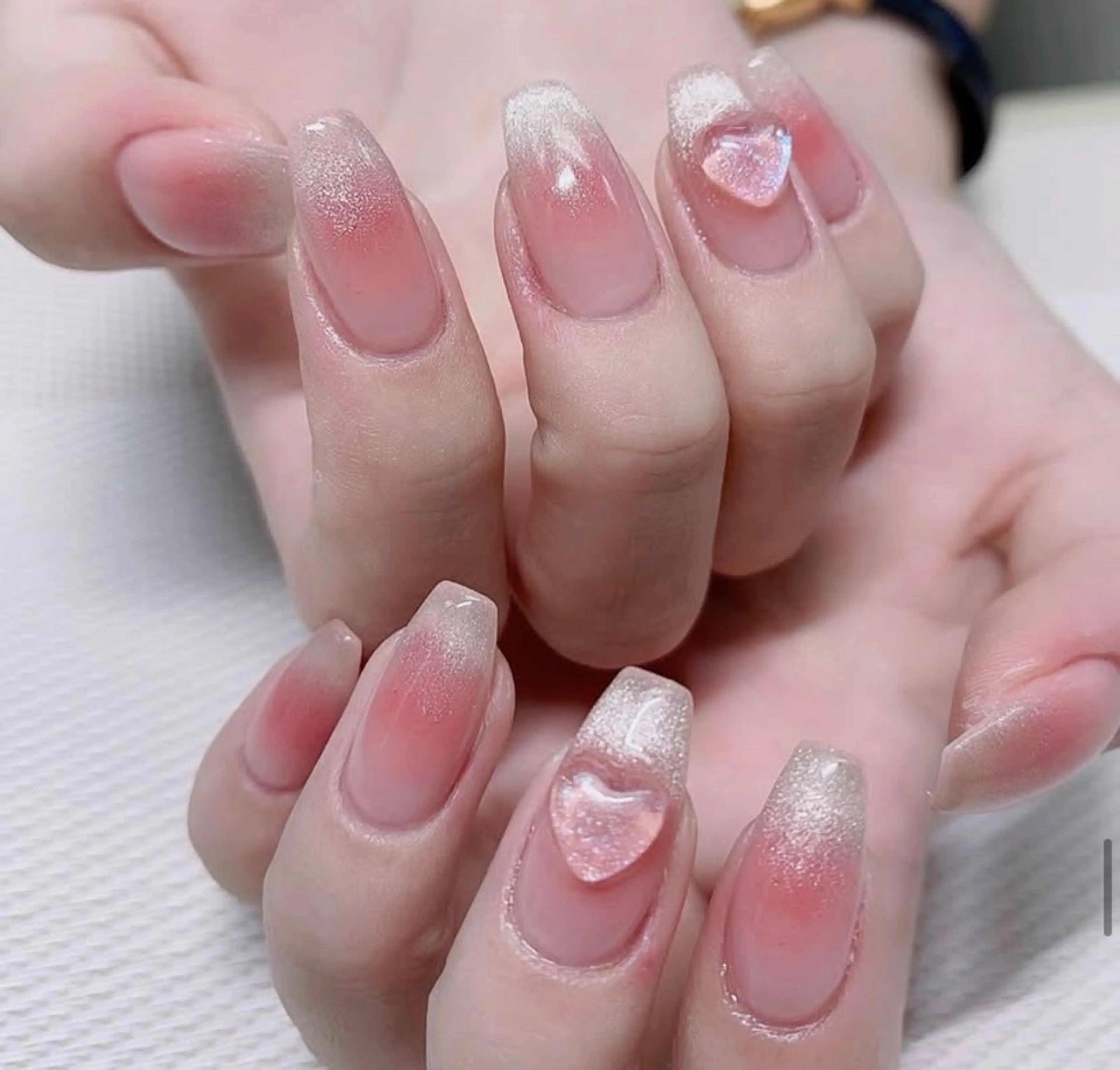 ネイル Hin Nail Osaka所属・Hin Nailsのネイルデザイン