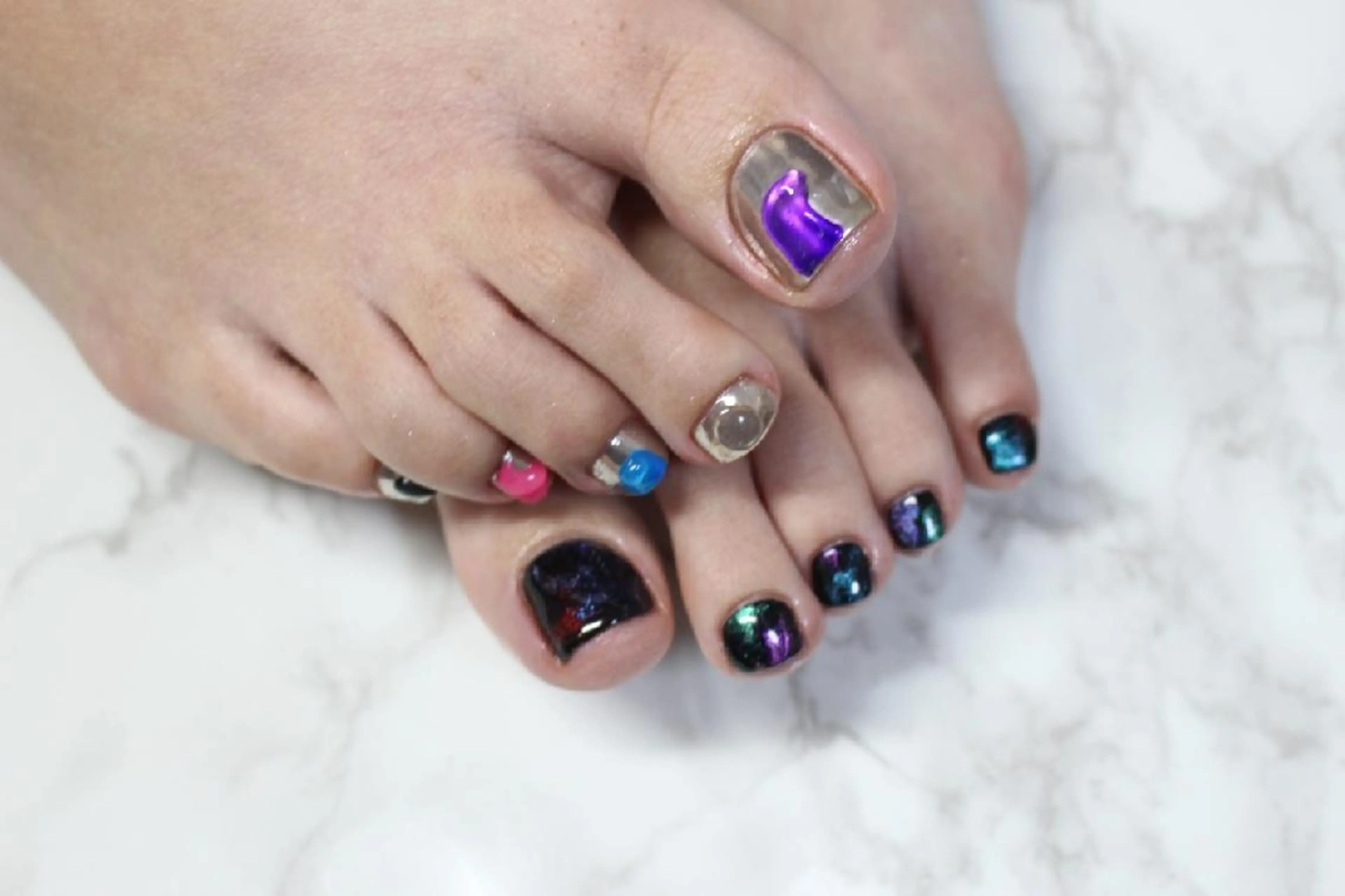 ネイル アートネイル ジェルネイル ミラーネイル ニュアンスネイル ホワイト yu-a☆  ネイル ＆ホワイトニングのネイルデザイン