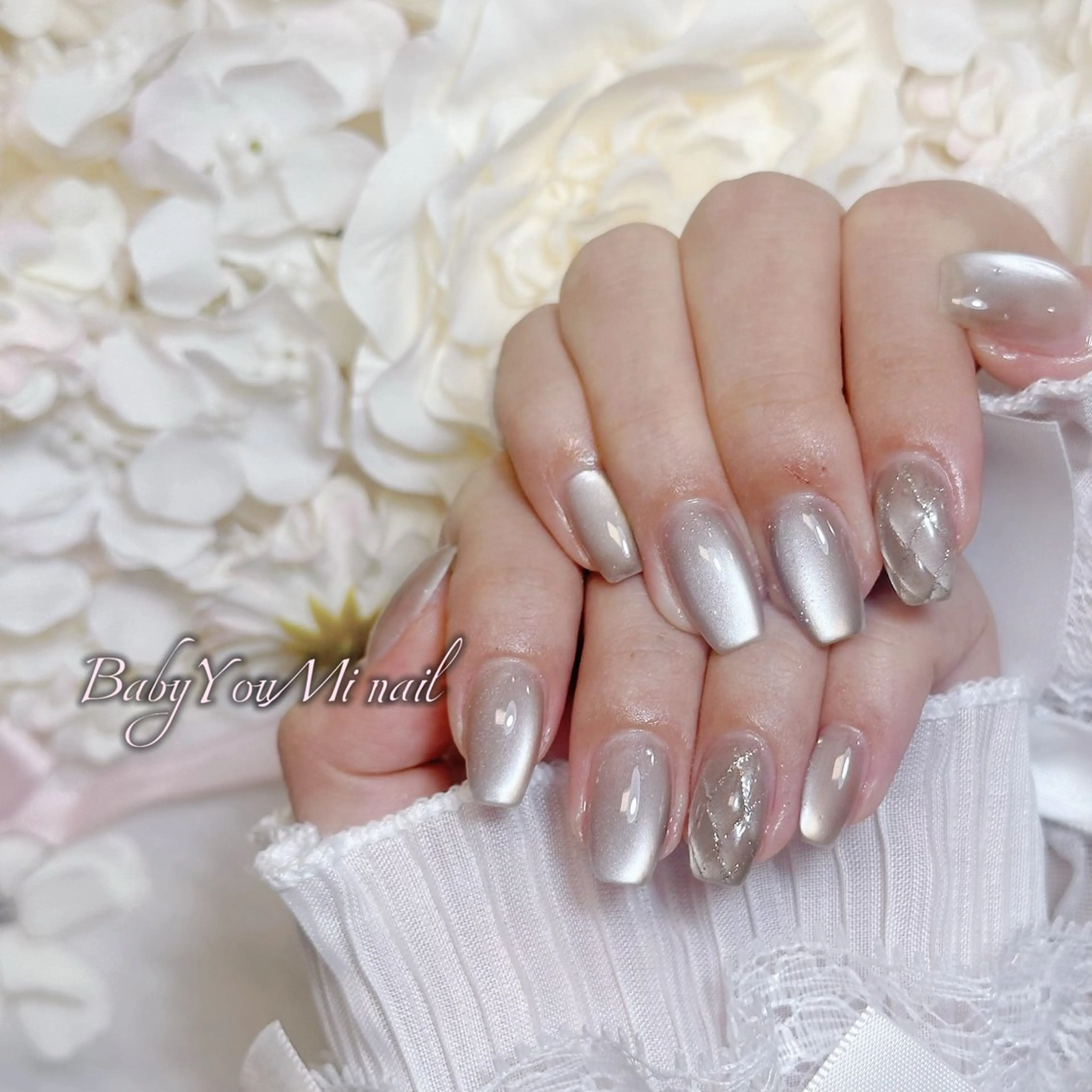 ネイル オーロラネイル 成人式 フットネイル フレンチネイル ジェルネイル ハンドネイル Oomiya 服部のネイルデザイン