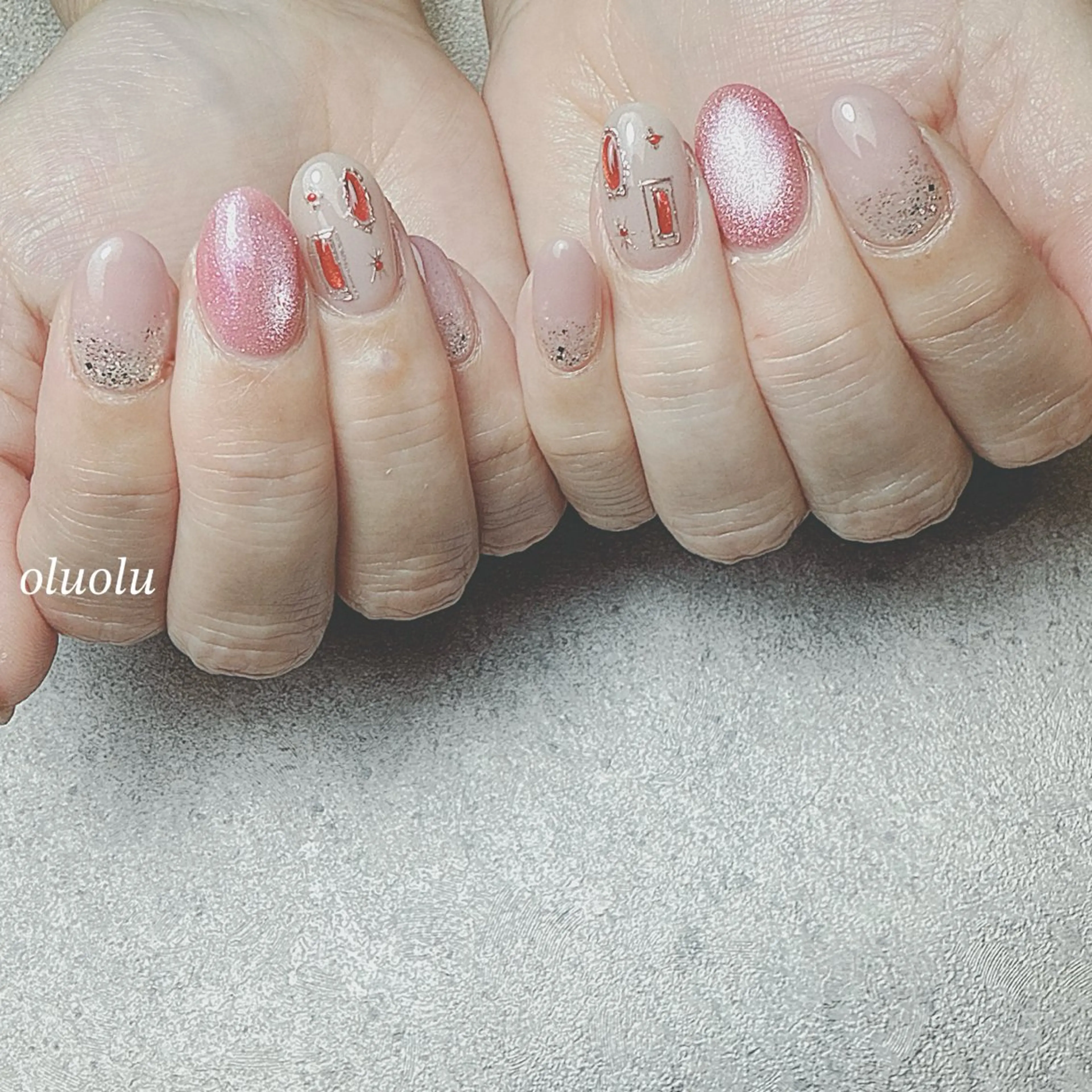 ネイル アートネイル フラッシュネイル フットネイル キラキラネイル マグネットネイル ハンドネイル 大村 紬華のネイルデザイン