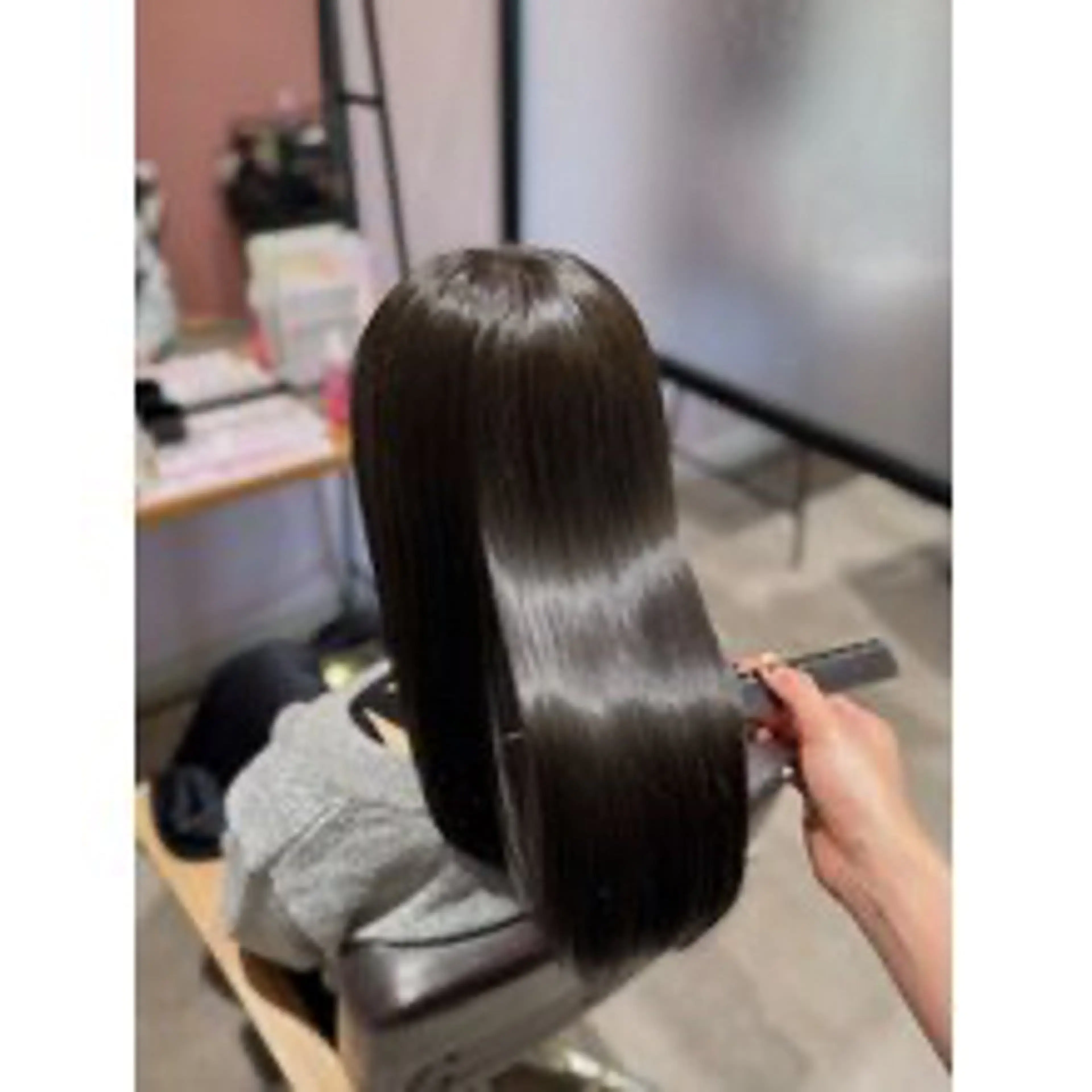 カラー 梶 瑞希のヘアスタイル