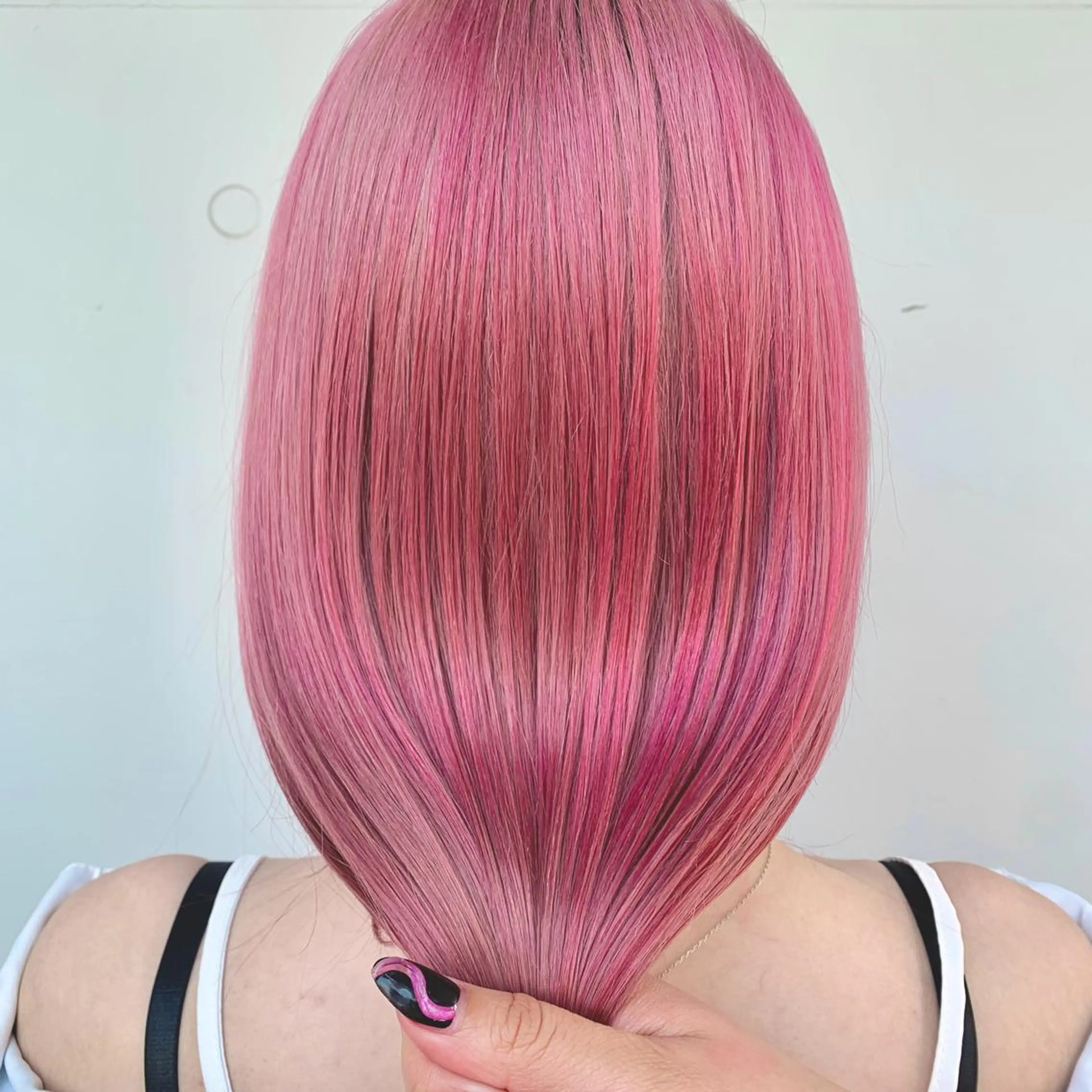 ロング カラー ブリーチ ケアブリーチ ダブルカラー インナーカラー ピンクカラー ヘアカラー トリートメント もにか🌞原宿/渋谷 🌝ブリーチカラーのヘアスタイル