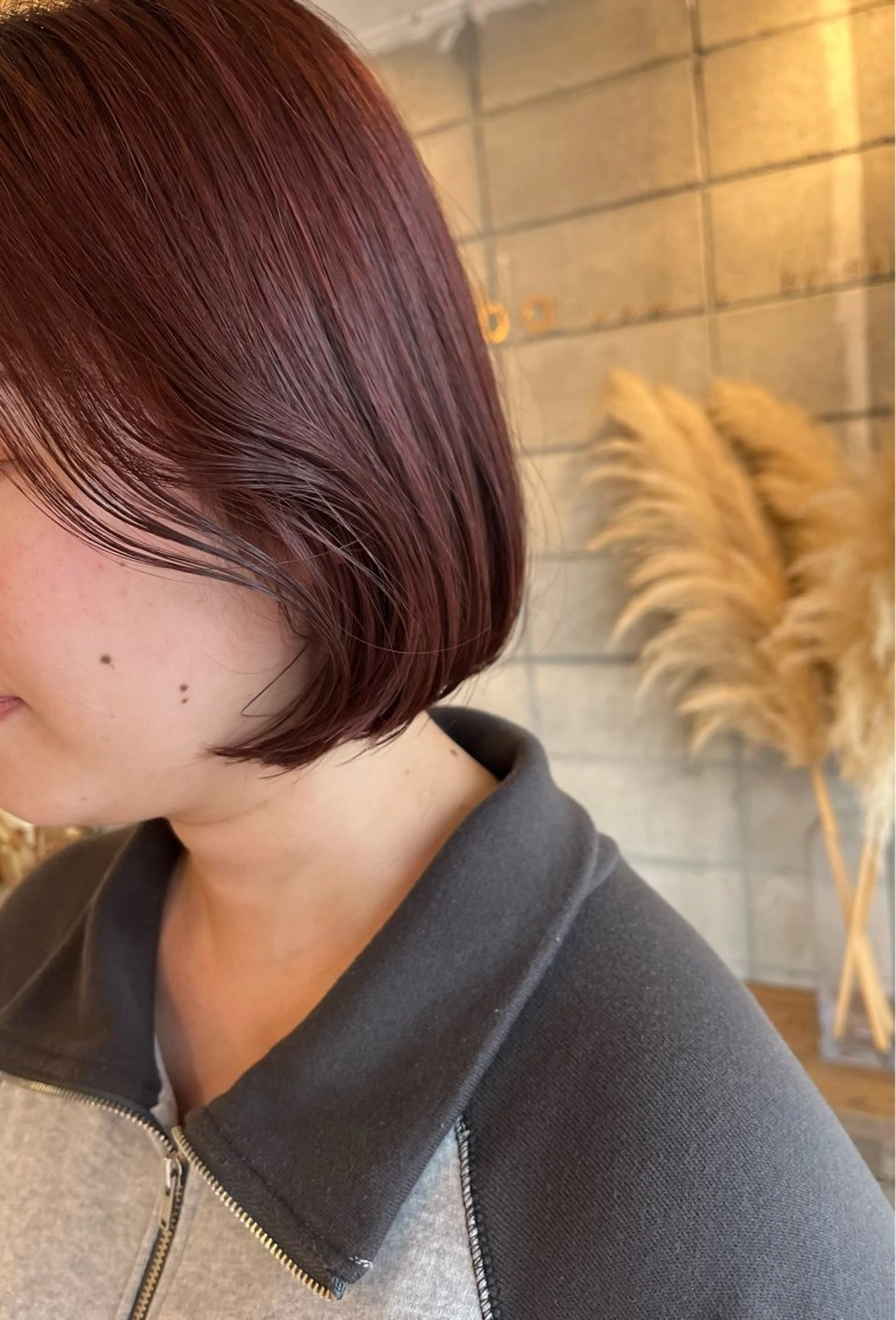 ショート ピンクブラウン カット ヘアカラー トリートメント 狩野 くるみのヘアスタイル