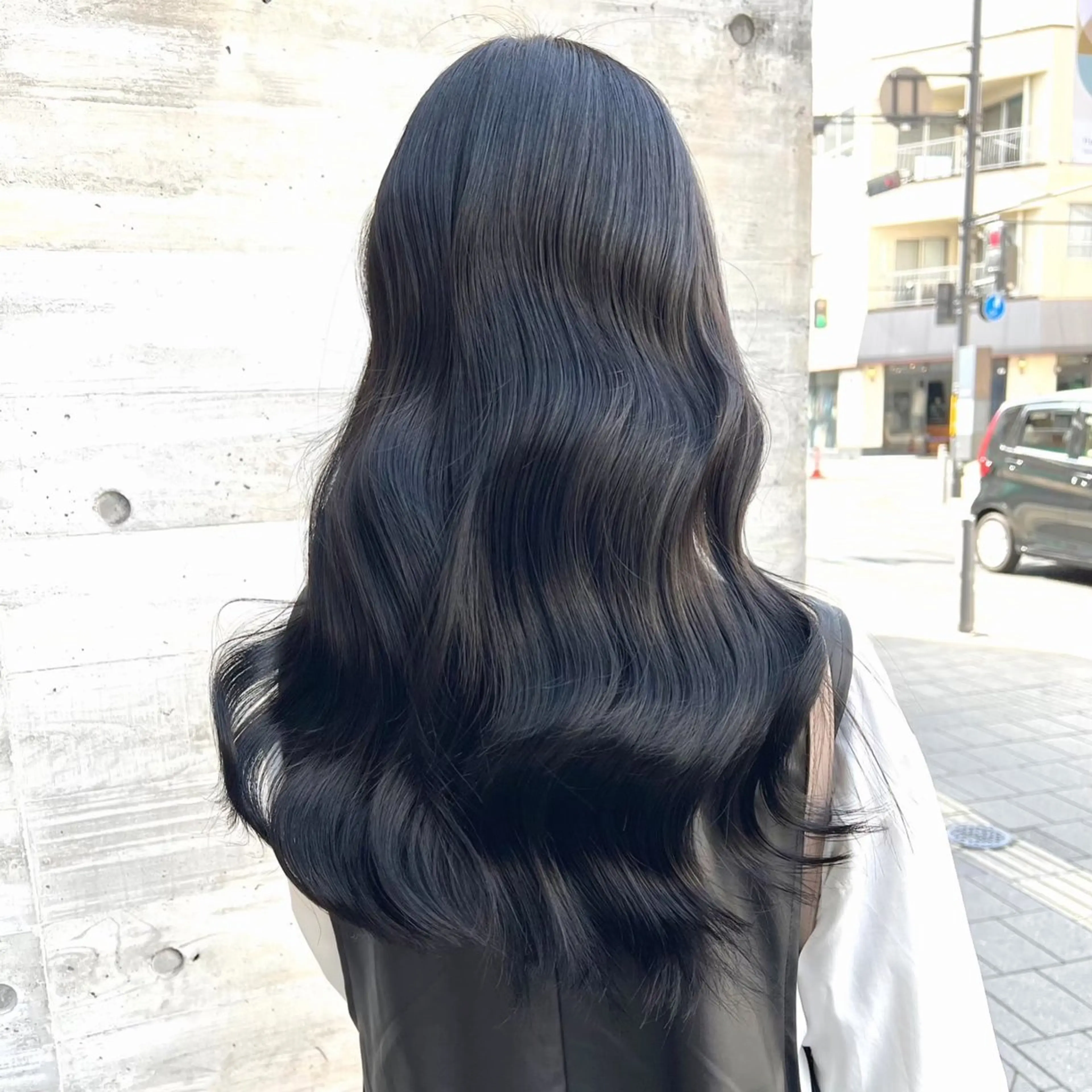 ロング カラー 黒髪 ブルーカラー ブルーブラック ParveMix￤ 出石 菜々🥂のヘアスタイル