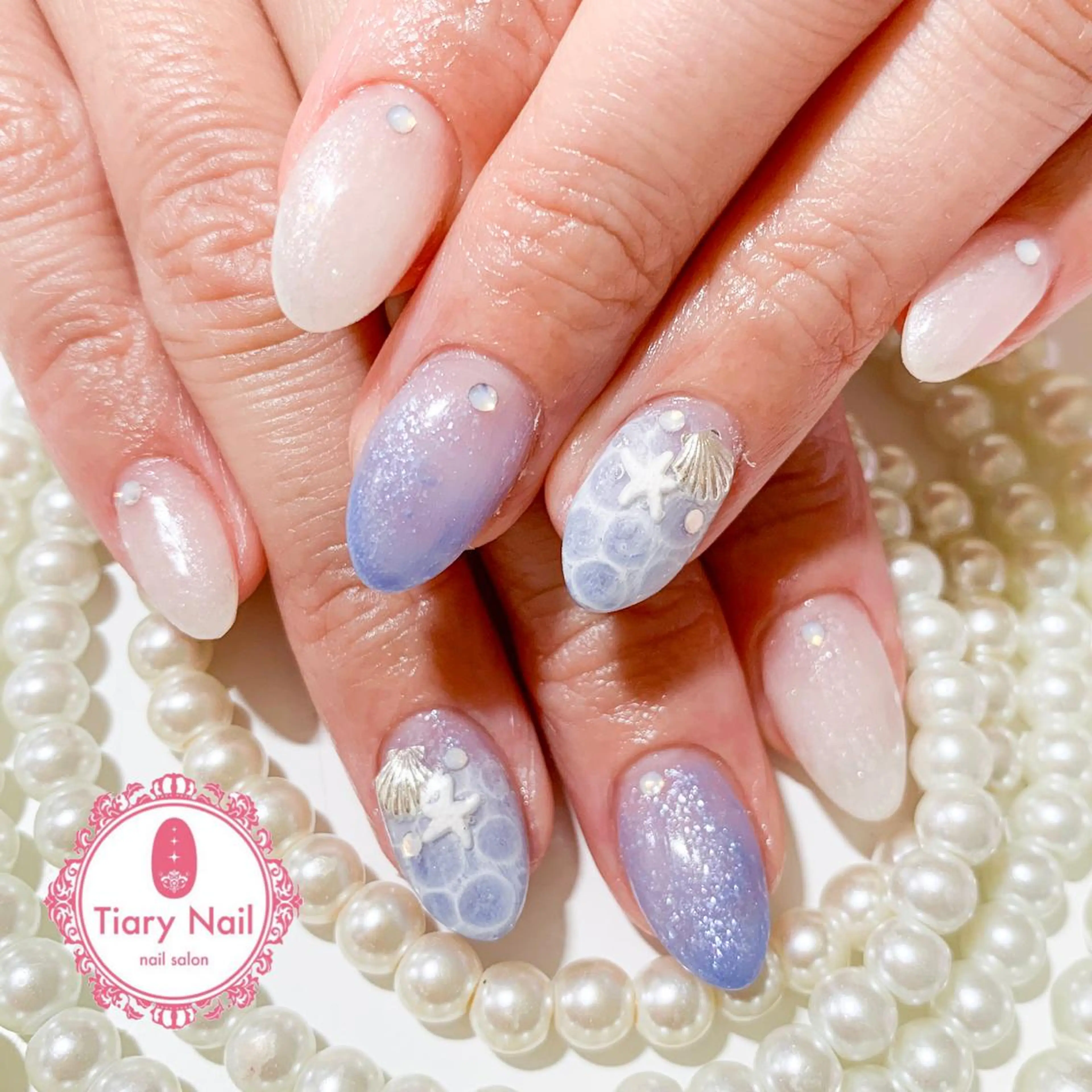 ネイル 💗🪽Tiary Nail🪽💗のネイルデザイン