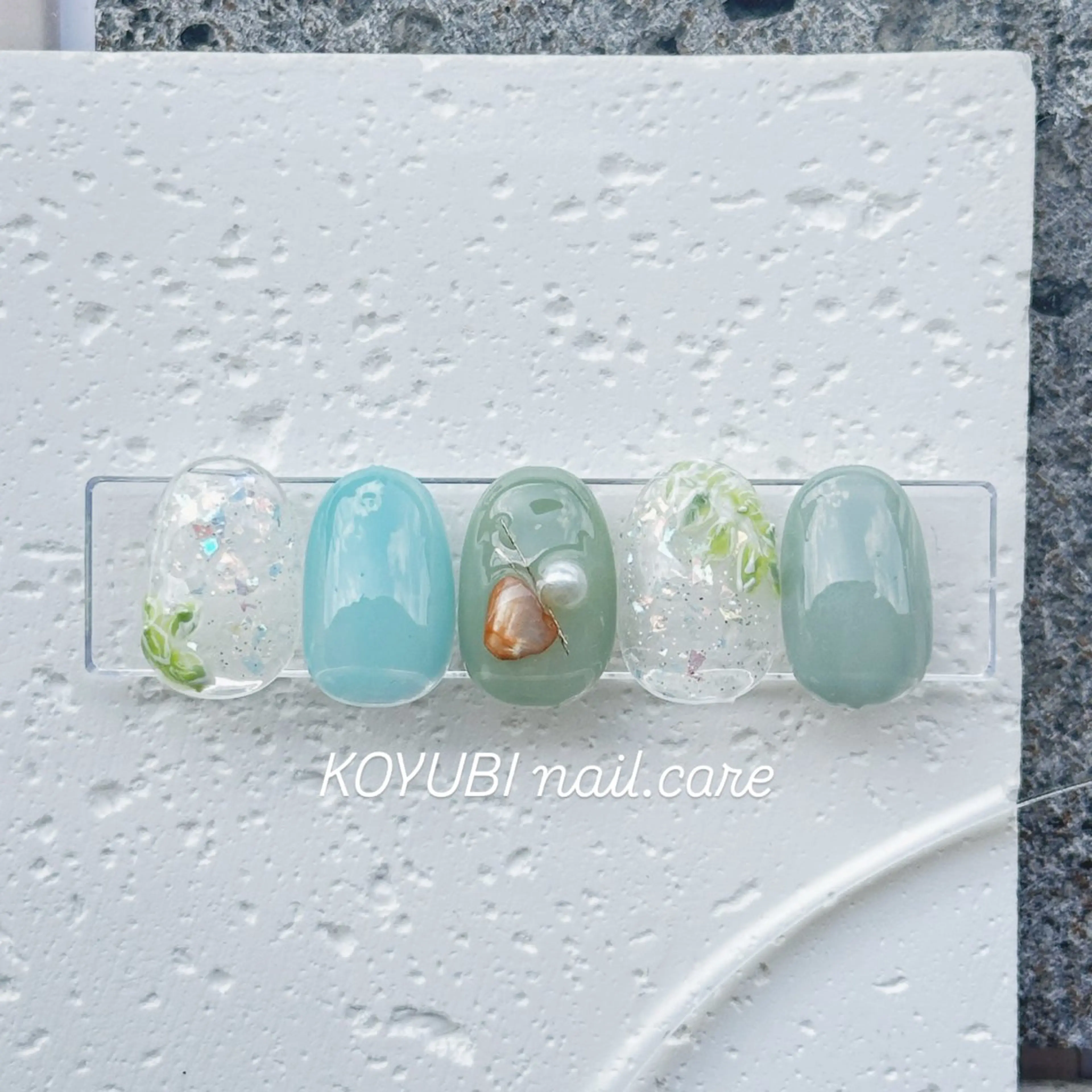 ネイル カジュアル オフィスネイル シンプルネイル Cure.美爪育成 salon大関のネイルデザイン