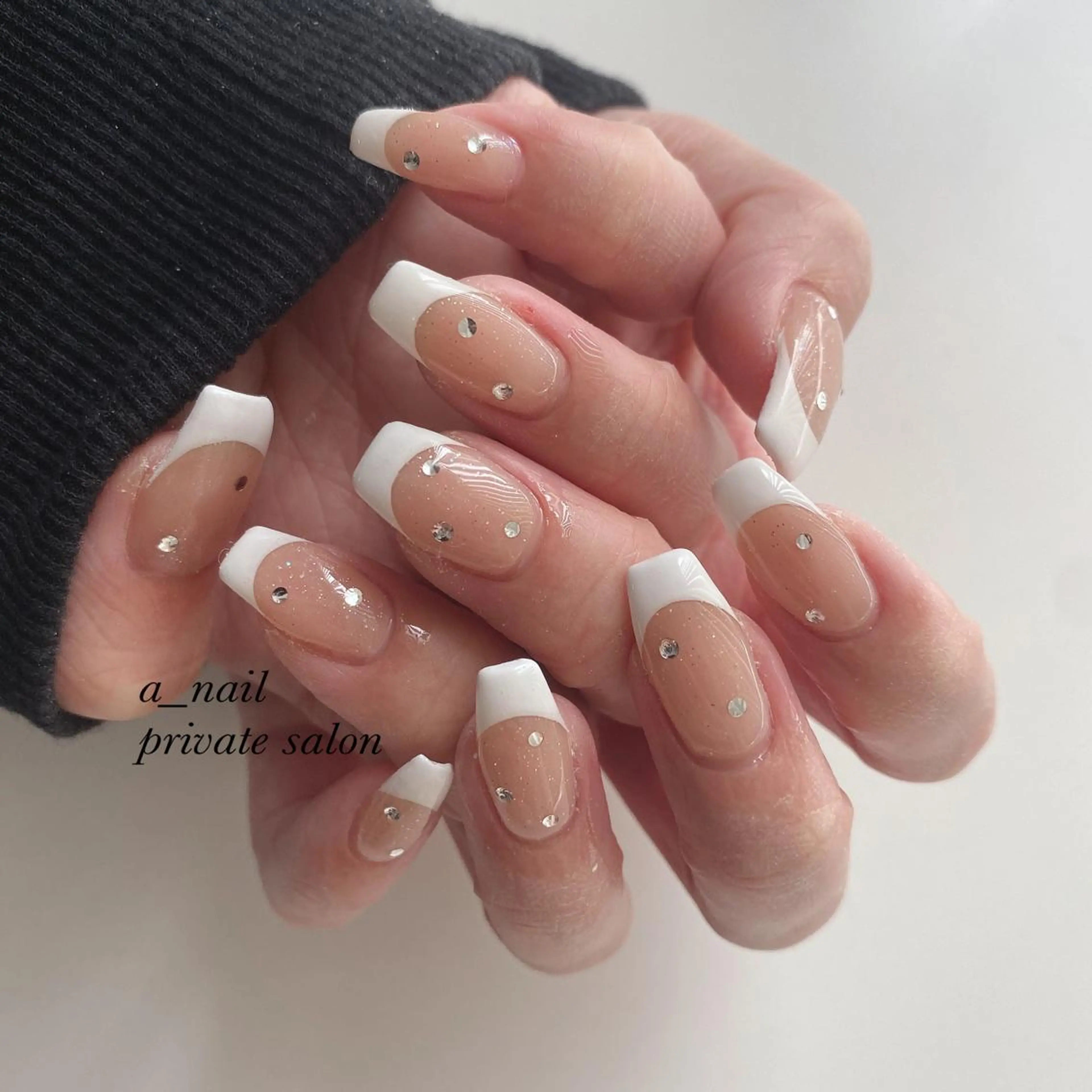 ネイル アニマル柄 フレンチネイル ジェルネイル 氷ネイル・うるうるネイル レース 菅 恵奈のネイルデザイン