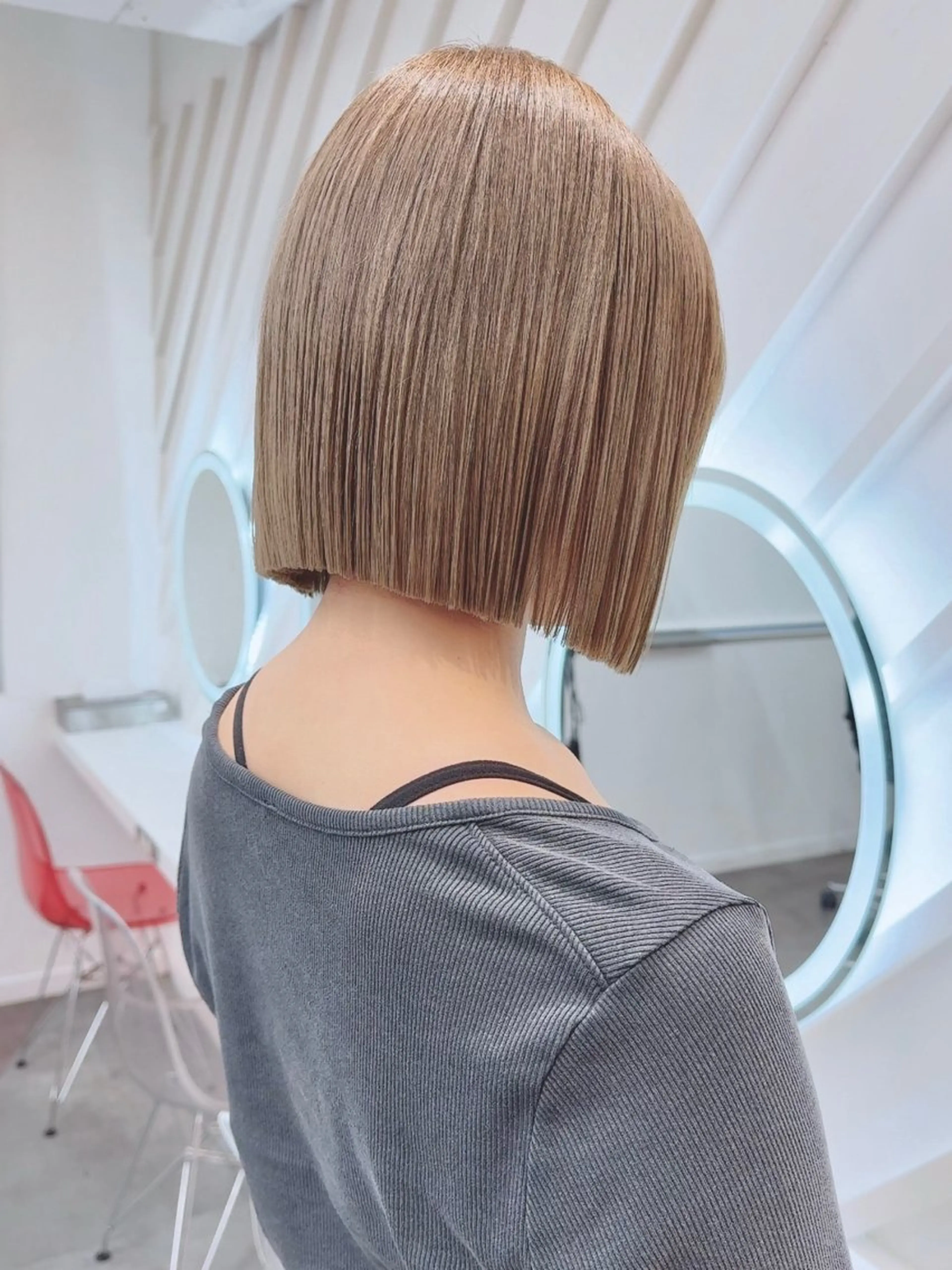 ショート カラー カット ヘアカラー トリートメント 莉乃/縮毛矯正/髪質 改善/艶カラーのヘアスタイル