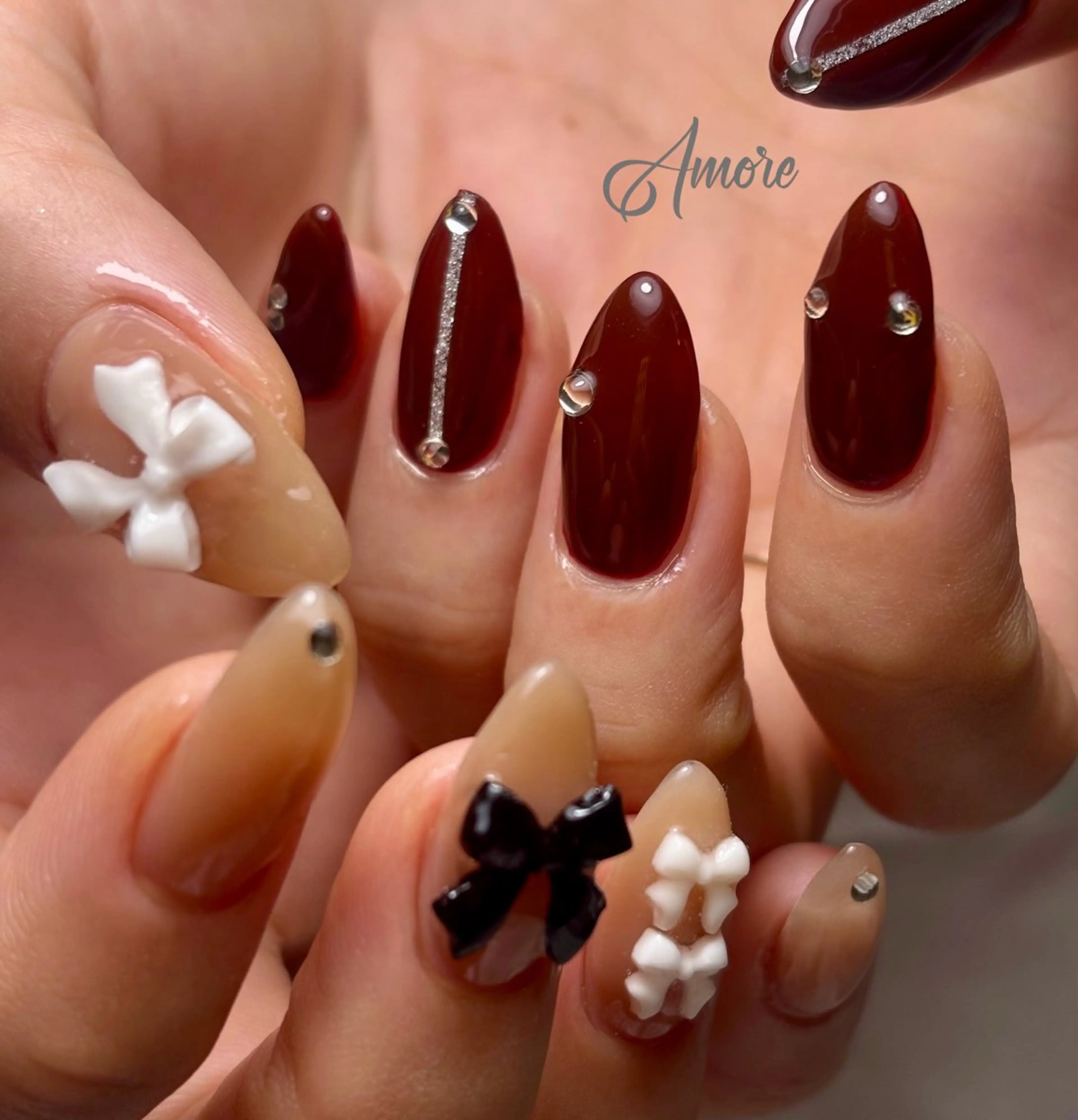 ネイル ボルドー 桜ネイル ジェルネイル キラキラネイル 韓国ネイル You kyehwaのネイルデザイン