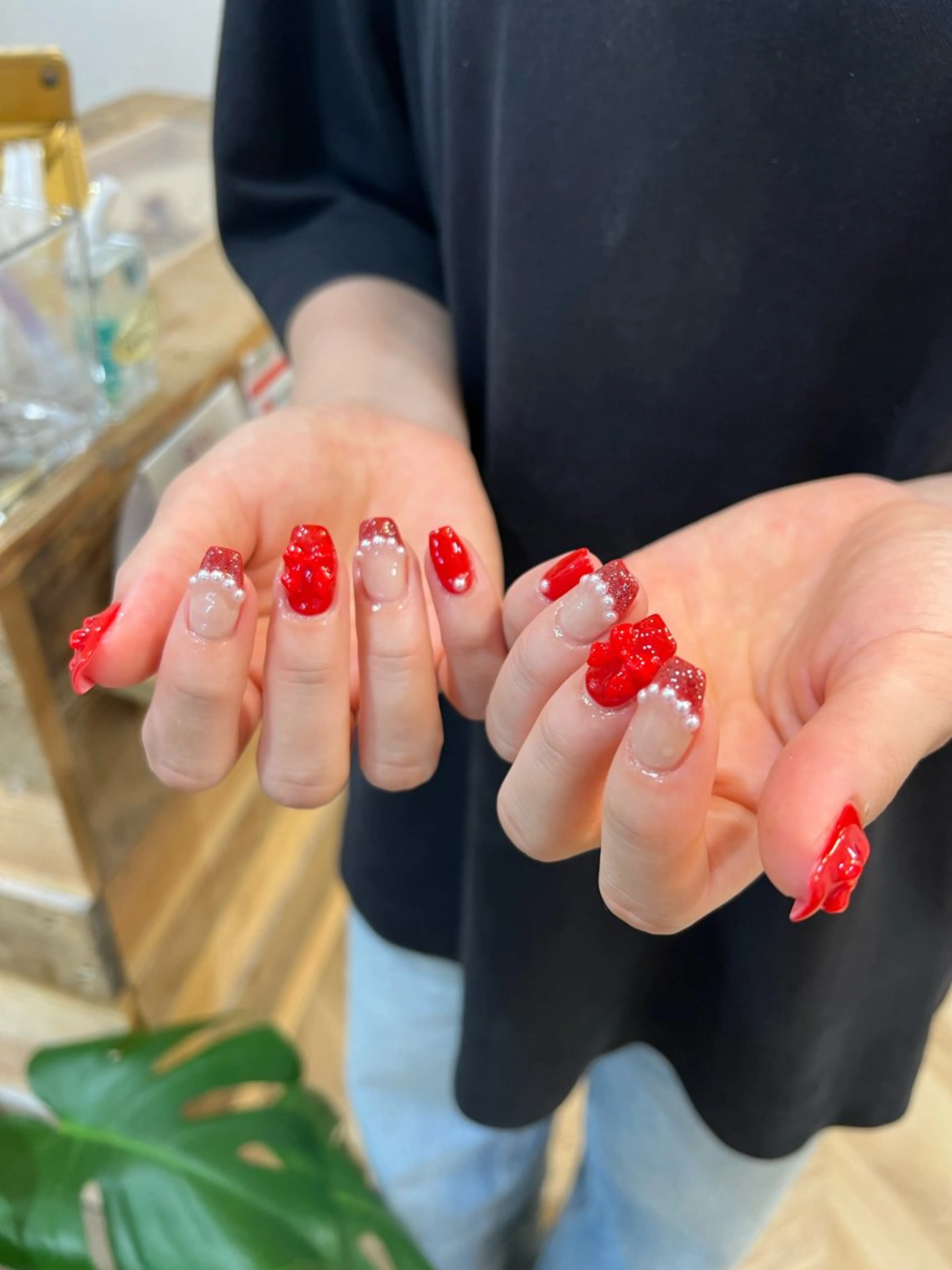 ネイル ハンドネイル フットネイル ハンドケア Nes.Nail所属・Miyagi Asamiのネイルデザイン