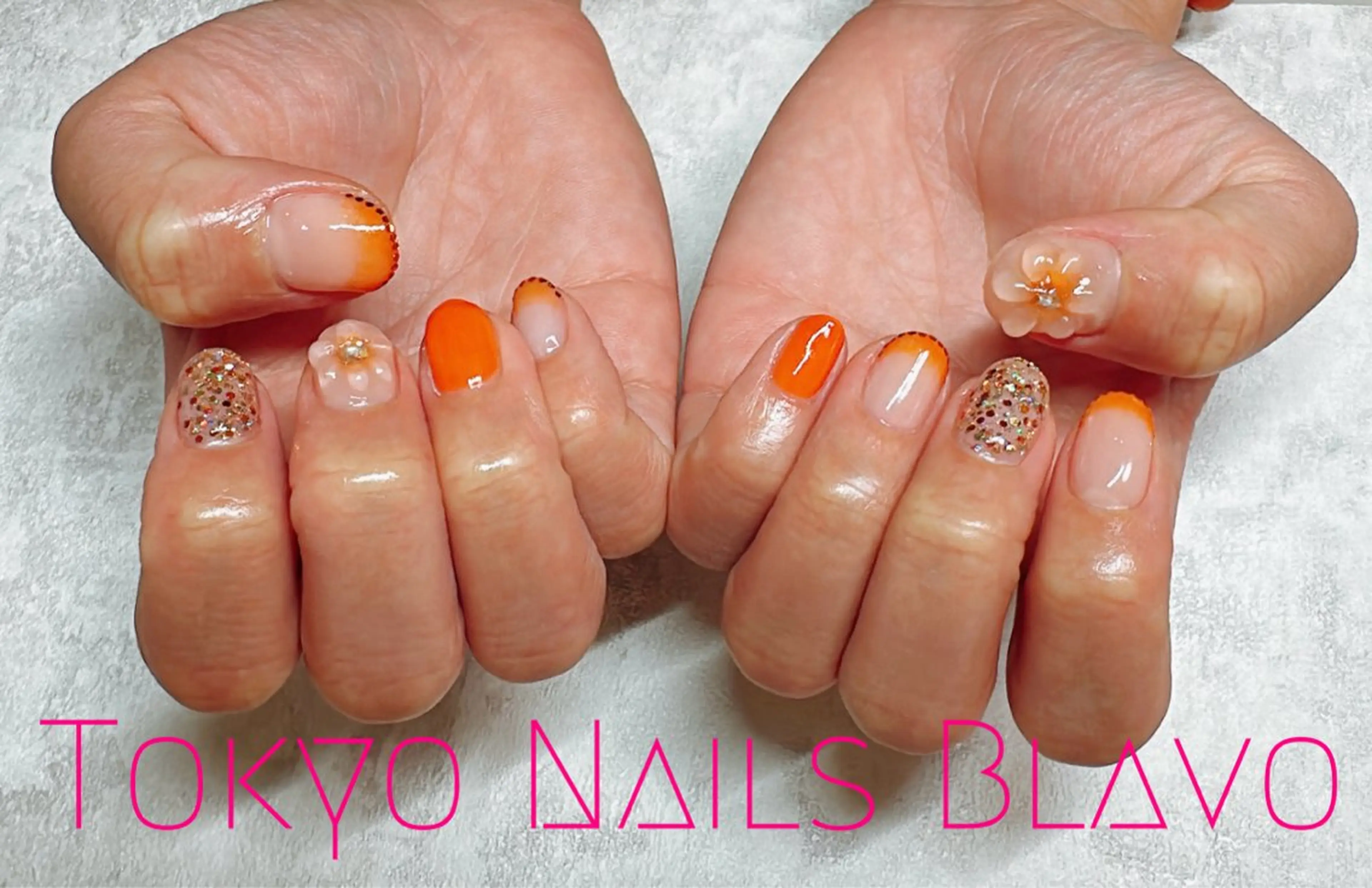 ハンドネイル 持ち込みデザイン オフ無しの写真