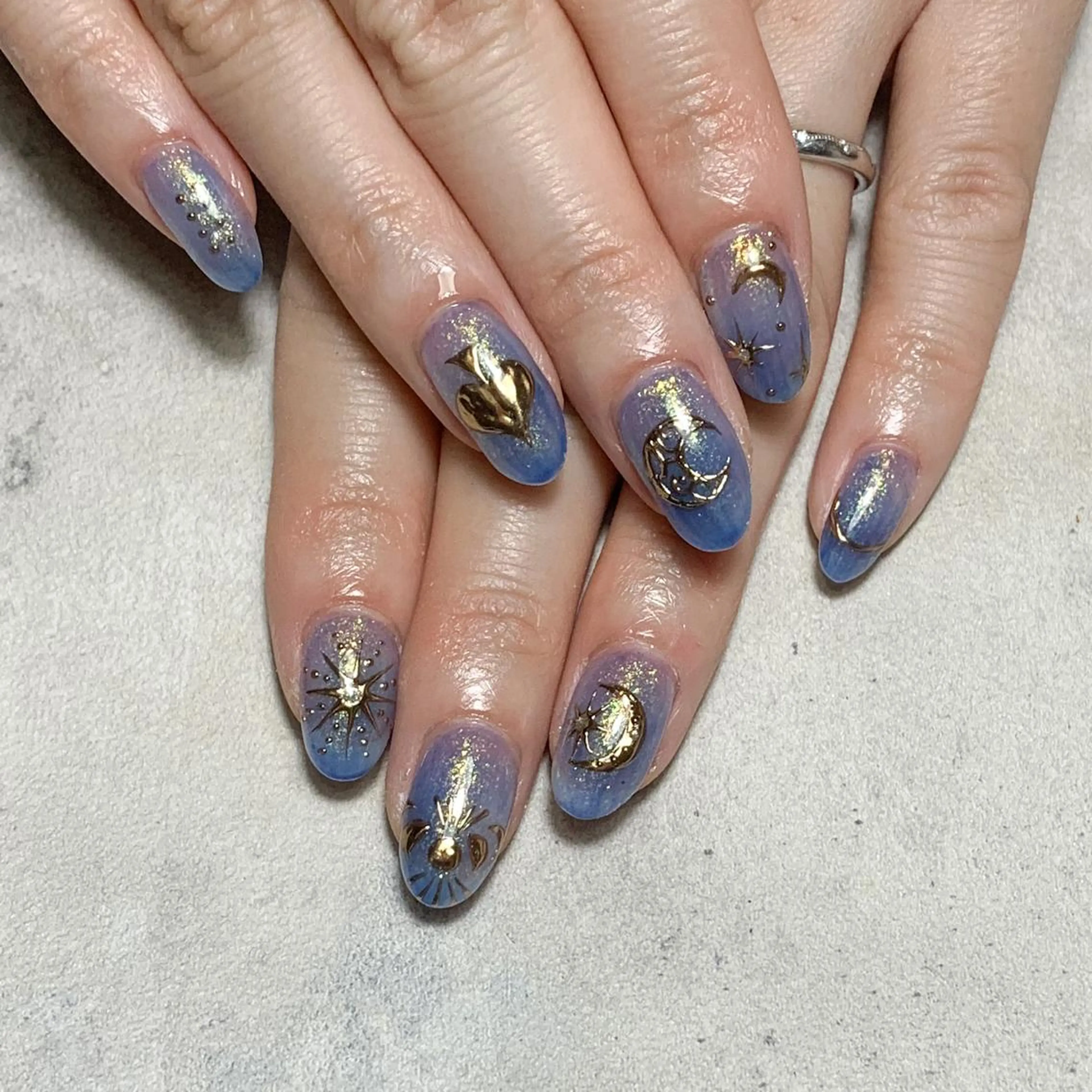 ネイル ハンドネイル FIORITURA aiのネイルデザイン