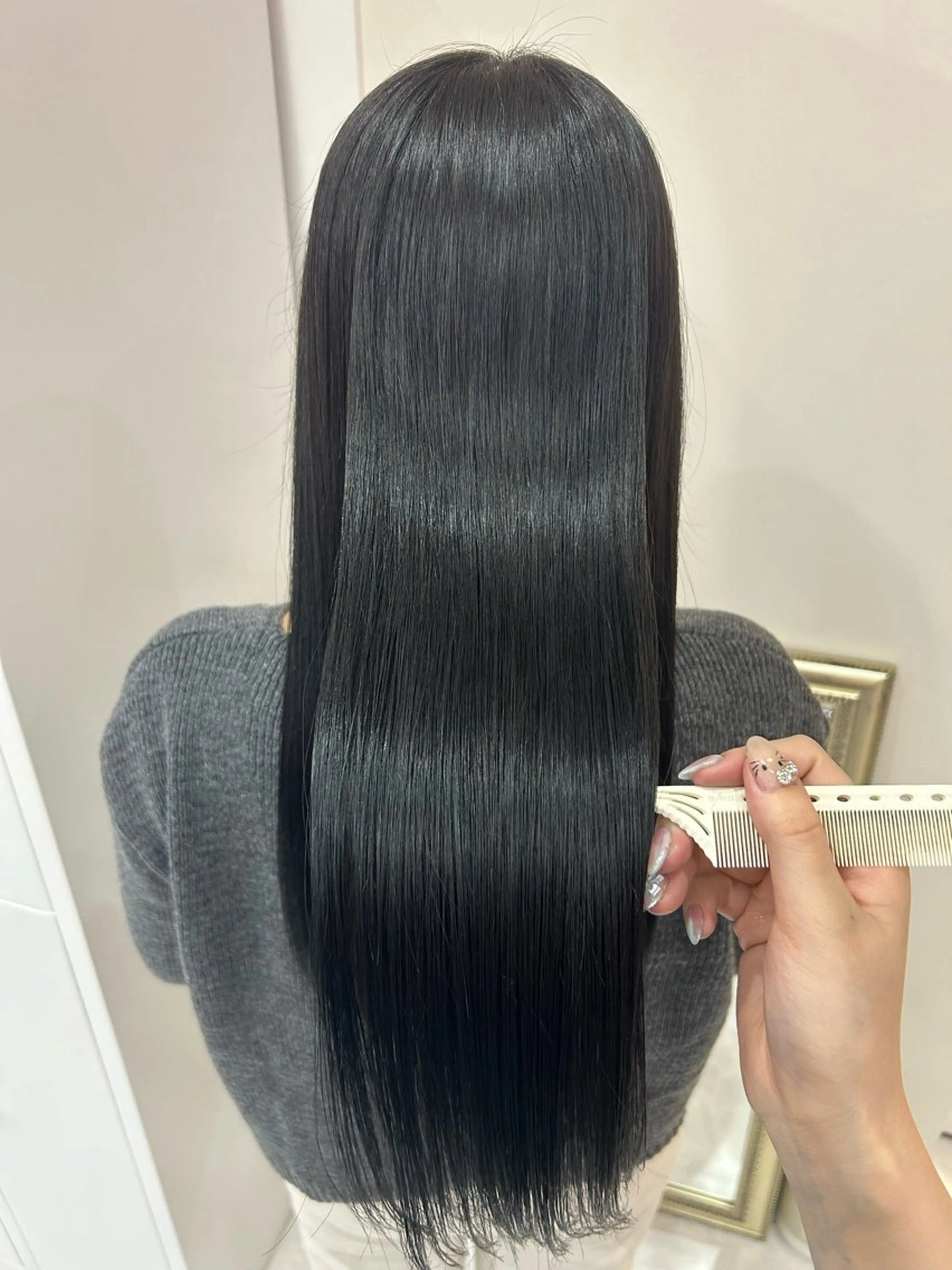 カット＋フルカラー＋【クイックトリートメント】ミルキースムースミドル(カット→メンズはお断りさせていただきます)の写真