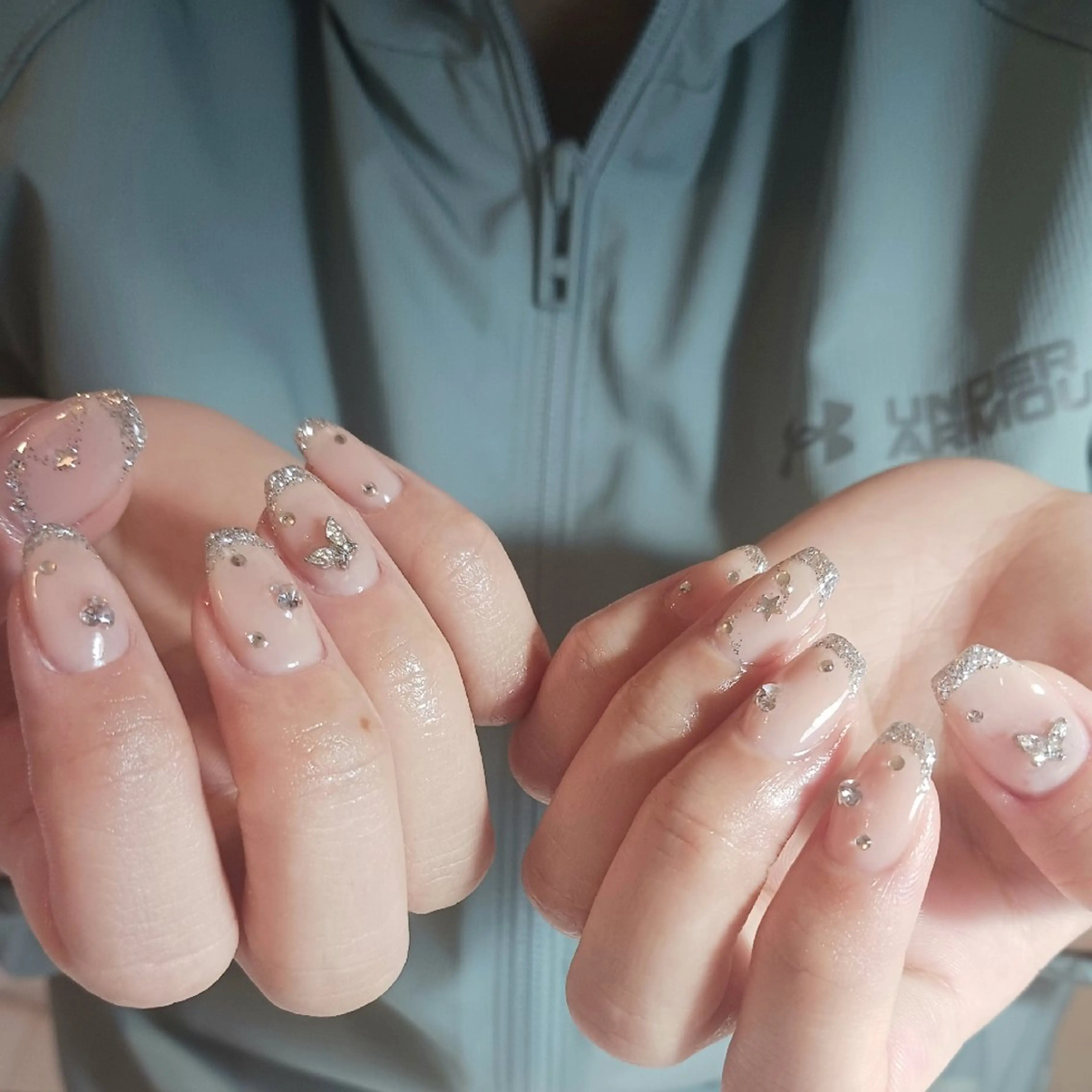 ネイル フレンチネイル ラメ(グリッター) 持ち込み シルバー ハンドネイル owlnail /持込みデザイン専門のネイルデザイン