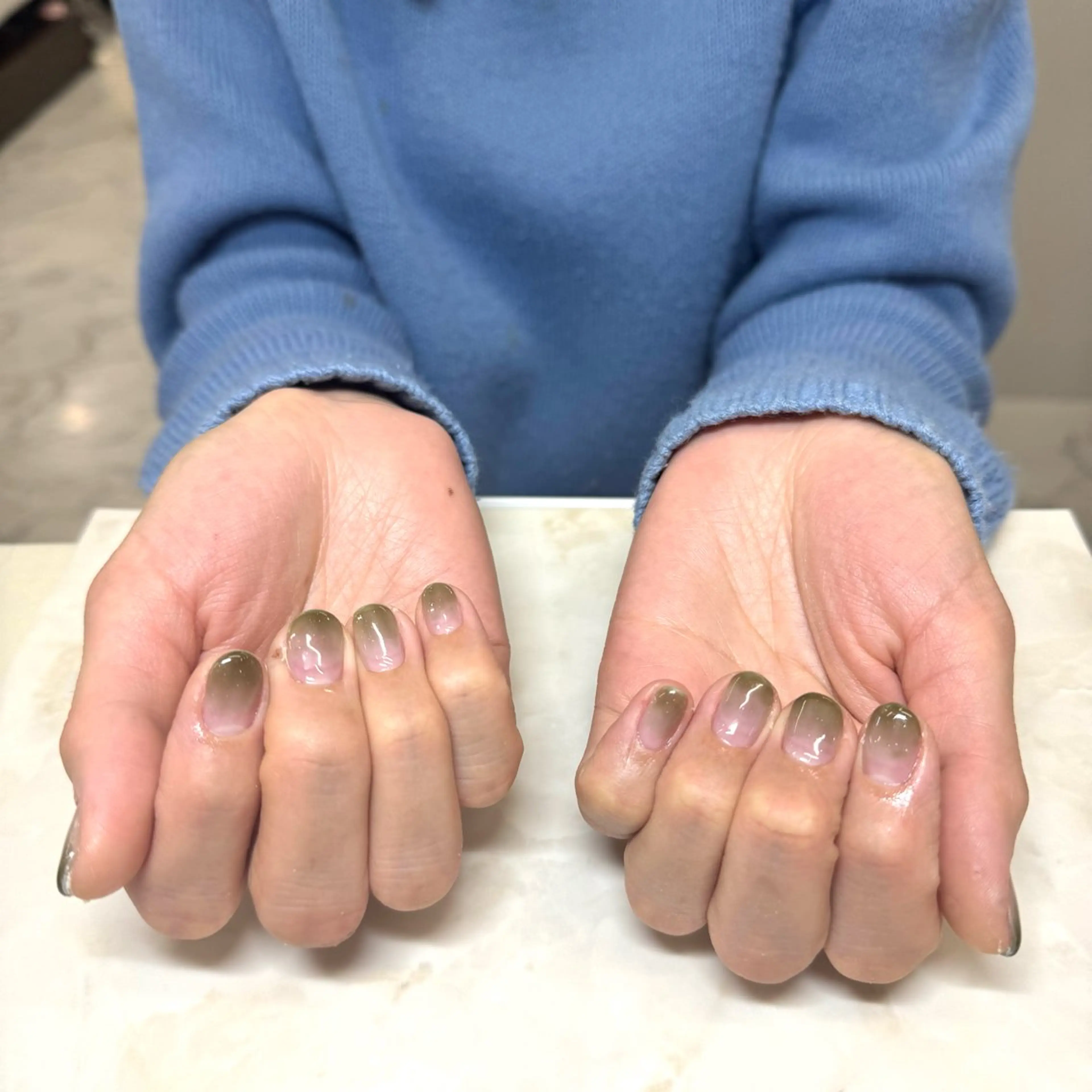 ネイル グラデーション Beauty salon Attc所属・Attc 上小田井店のマツエク・マツパデザイン