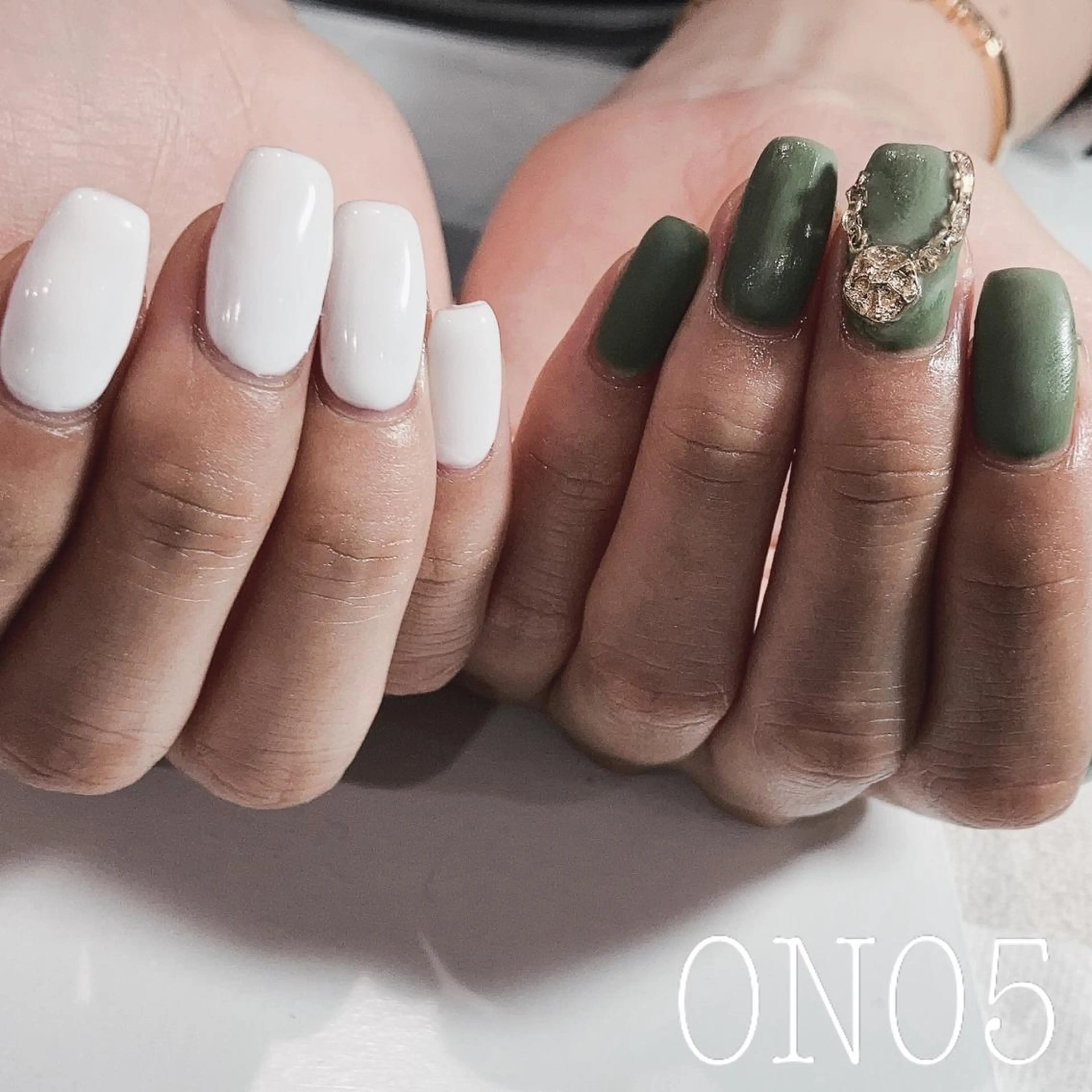 ネイル 園 寛子 （ネイリスト）のネイルデザイン