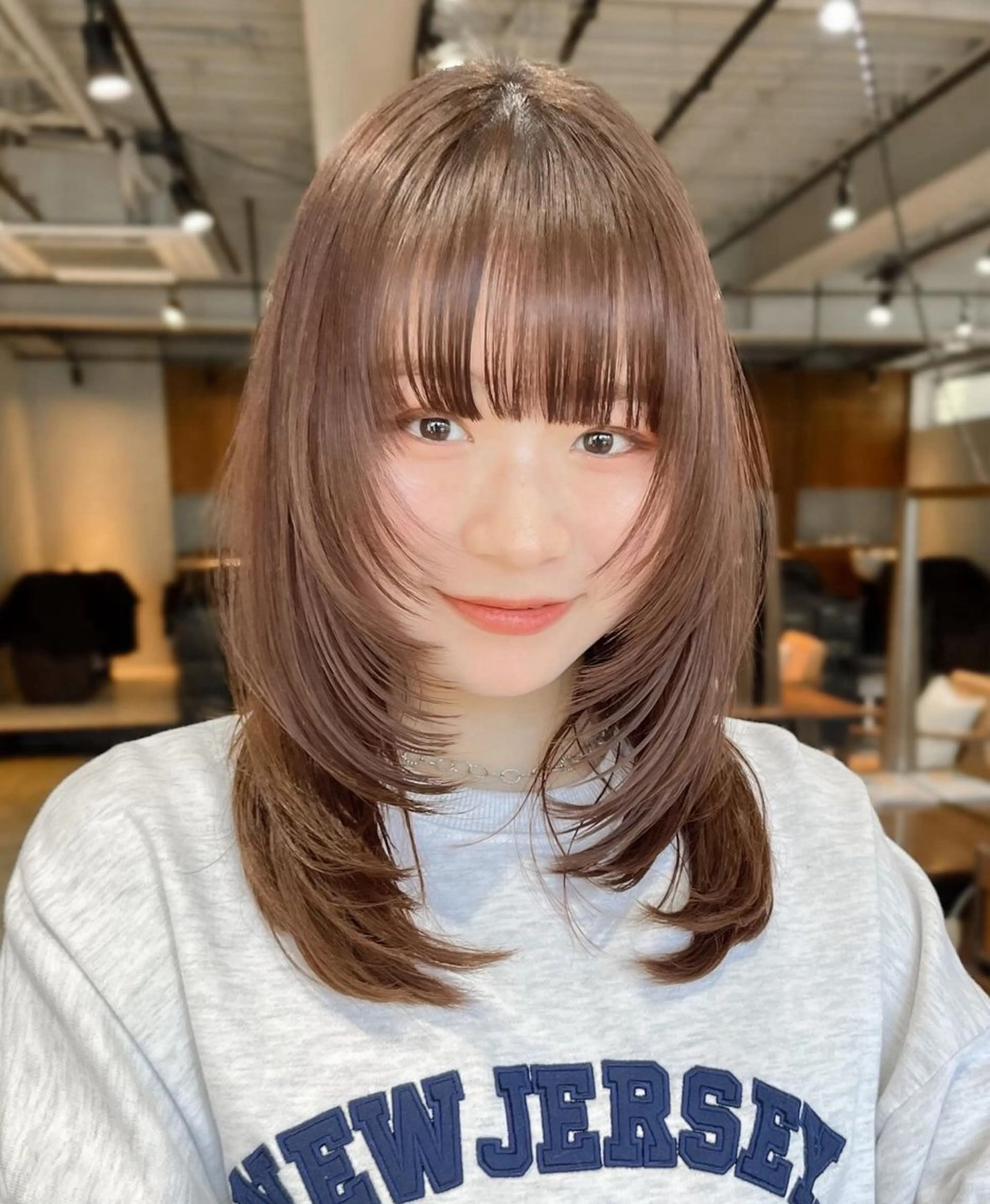 ミディアム ミディアムパーマ 髪質改善 縮毛矯正 トリートメント 脇野 茉優のヘアスタイル