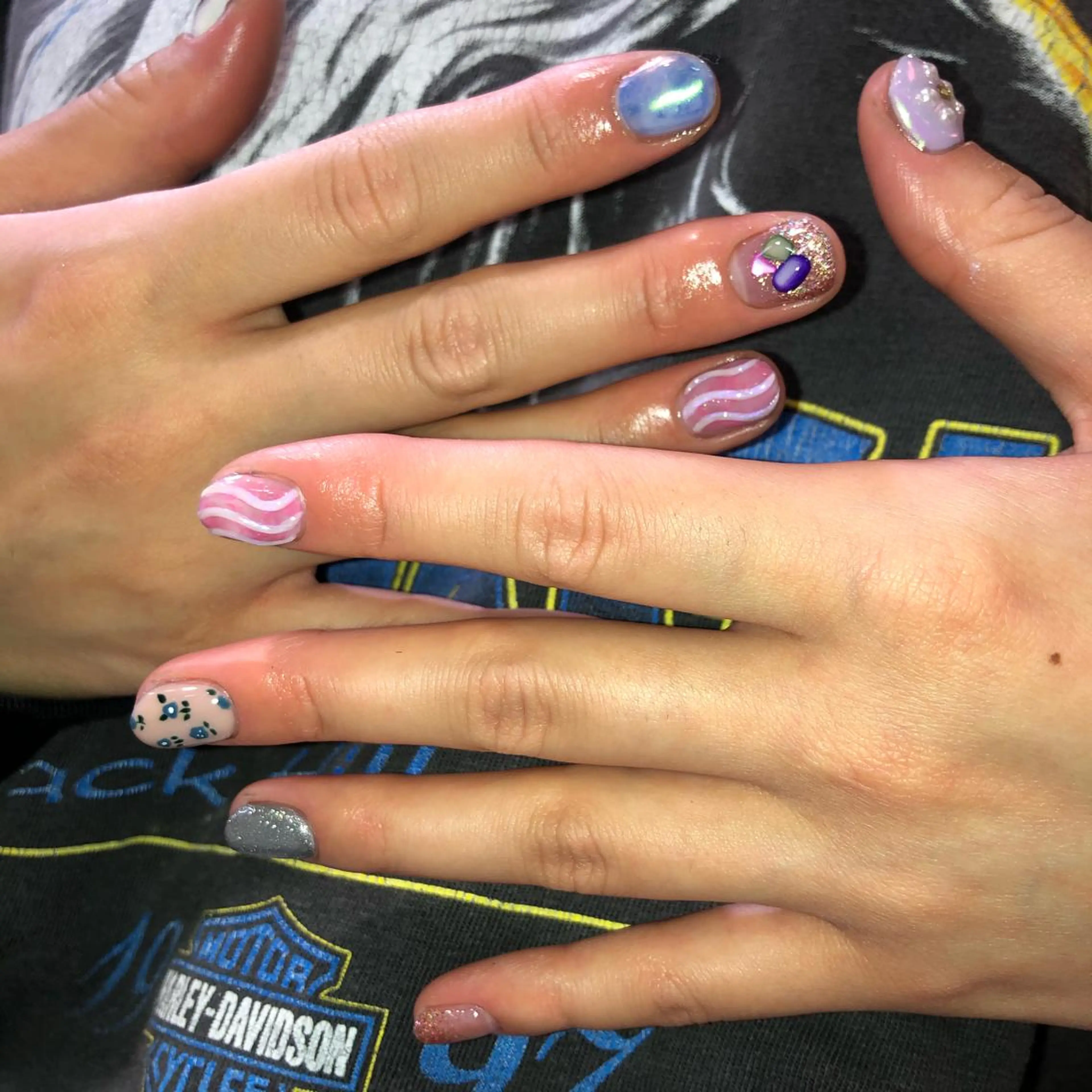 ネイル ハンドネイル 新井 ひなののネイルデザイン