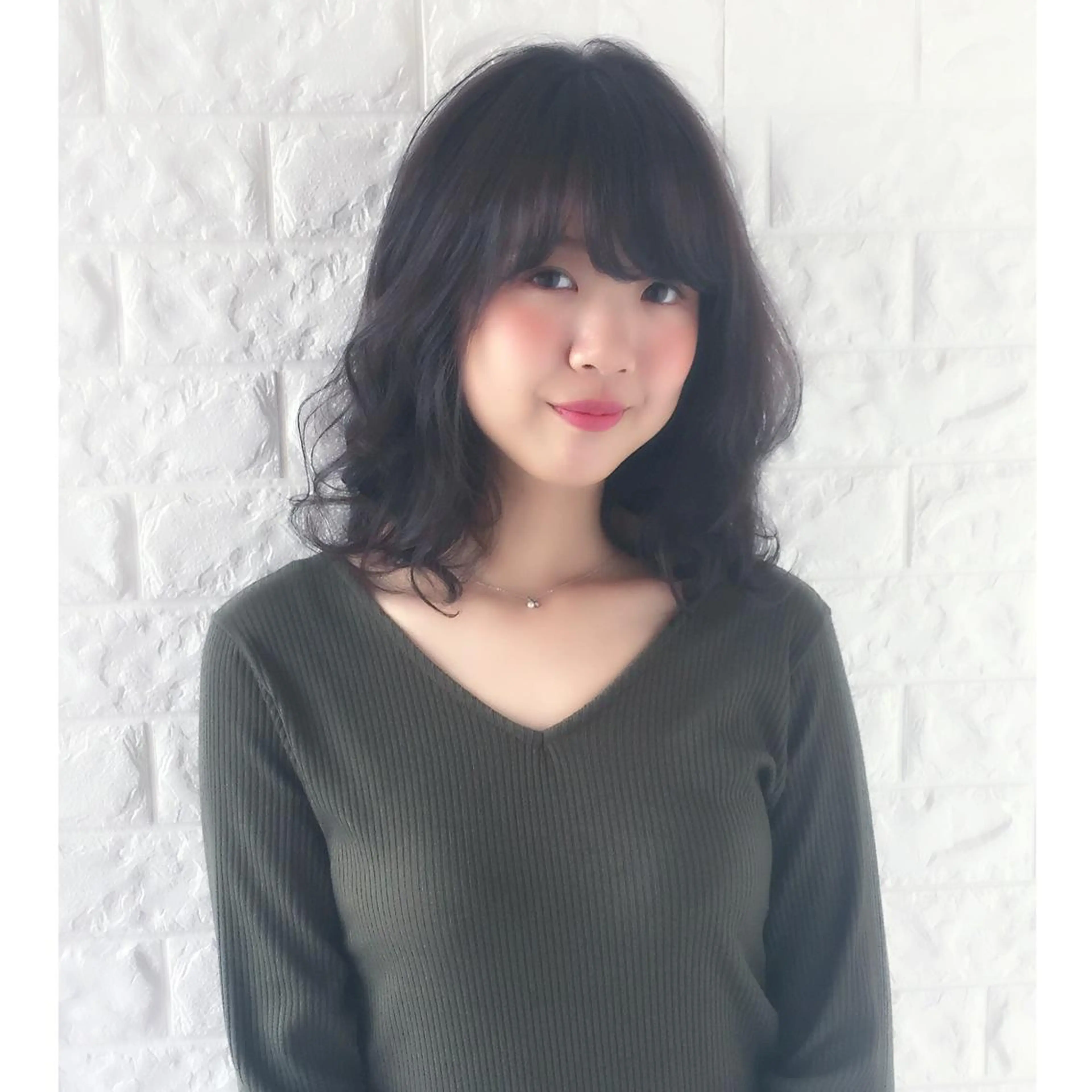 ミディアム カラー パーマ ミディアムパーマ デジタルパーマ KIZU 髪質改善 オカルト怪談のヘアスタイル