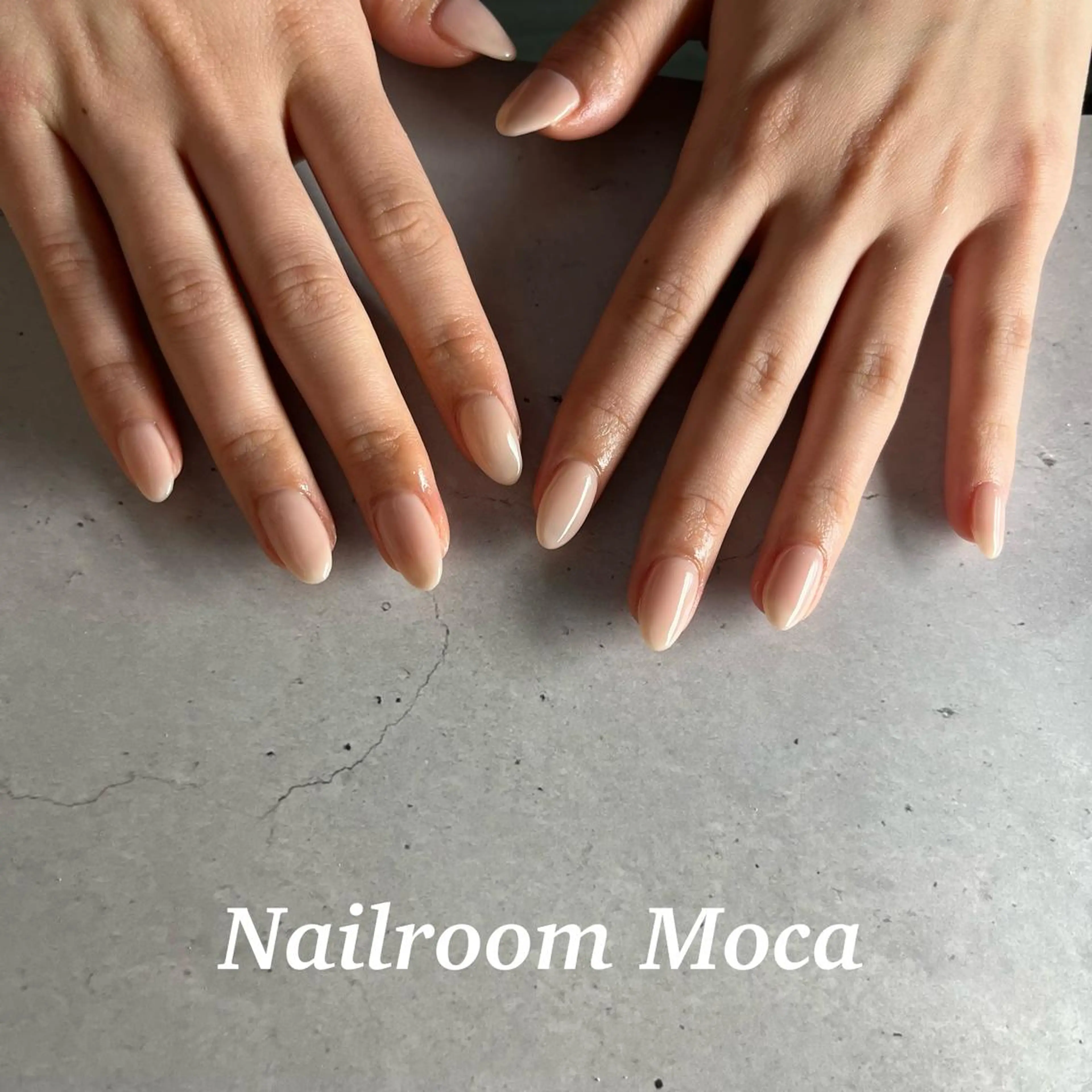 ネイル ワンカラーネイル シンプルネイル Nailroom Mocaのネイルデザイン