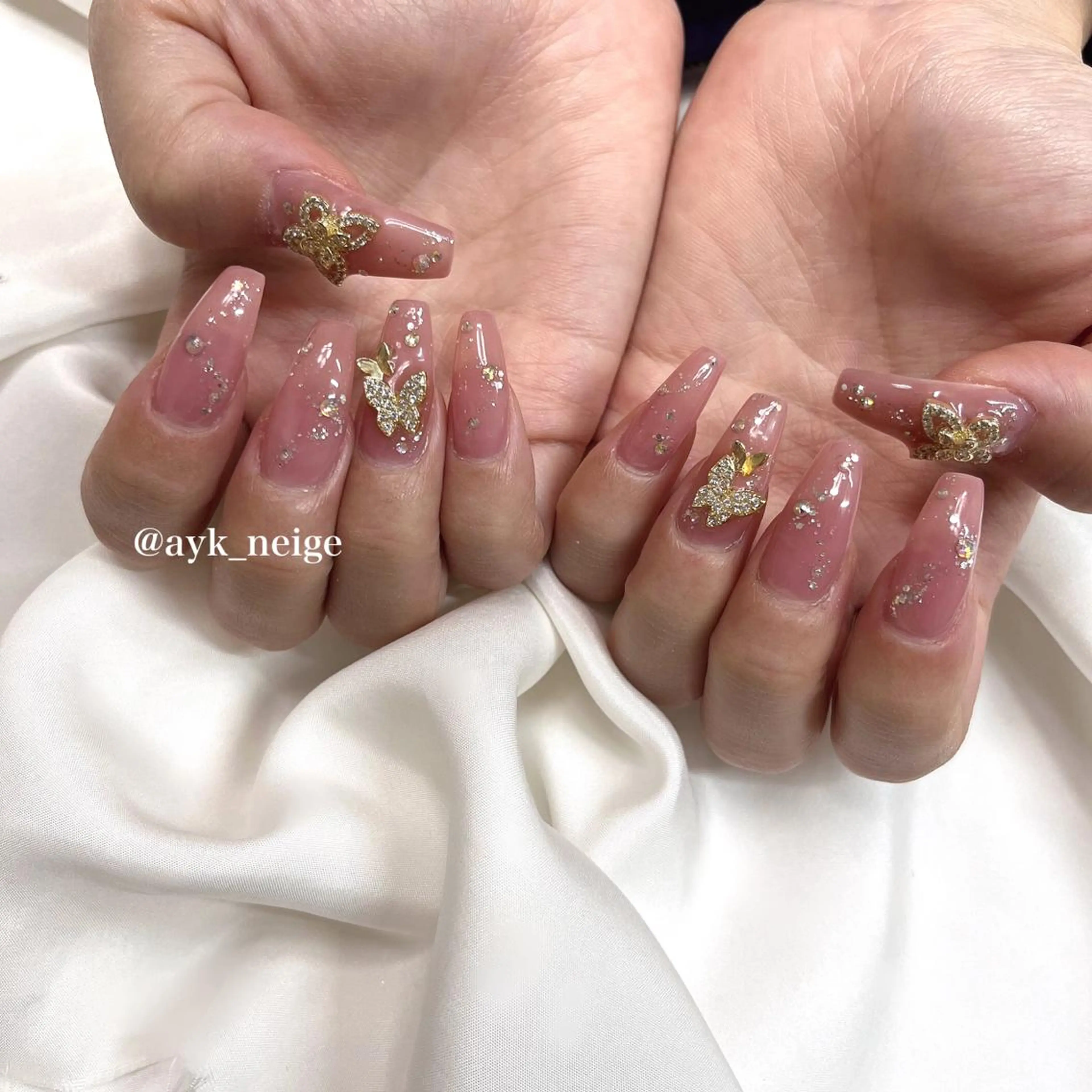 ネイル フットネイル フレンチネイル ガラスフレンチ グラデーション 韓国ネイル n'eige nail所属・大谷 綾香のネイルデザイン