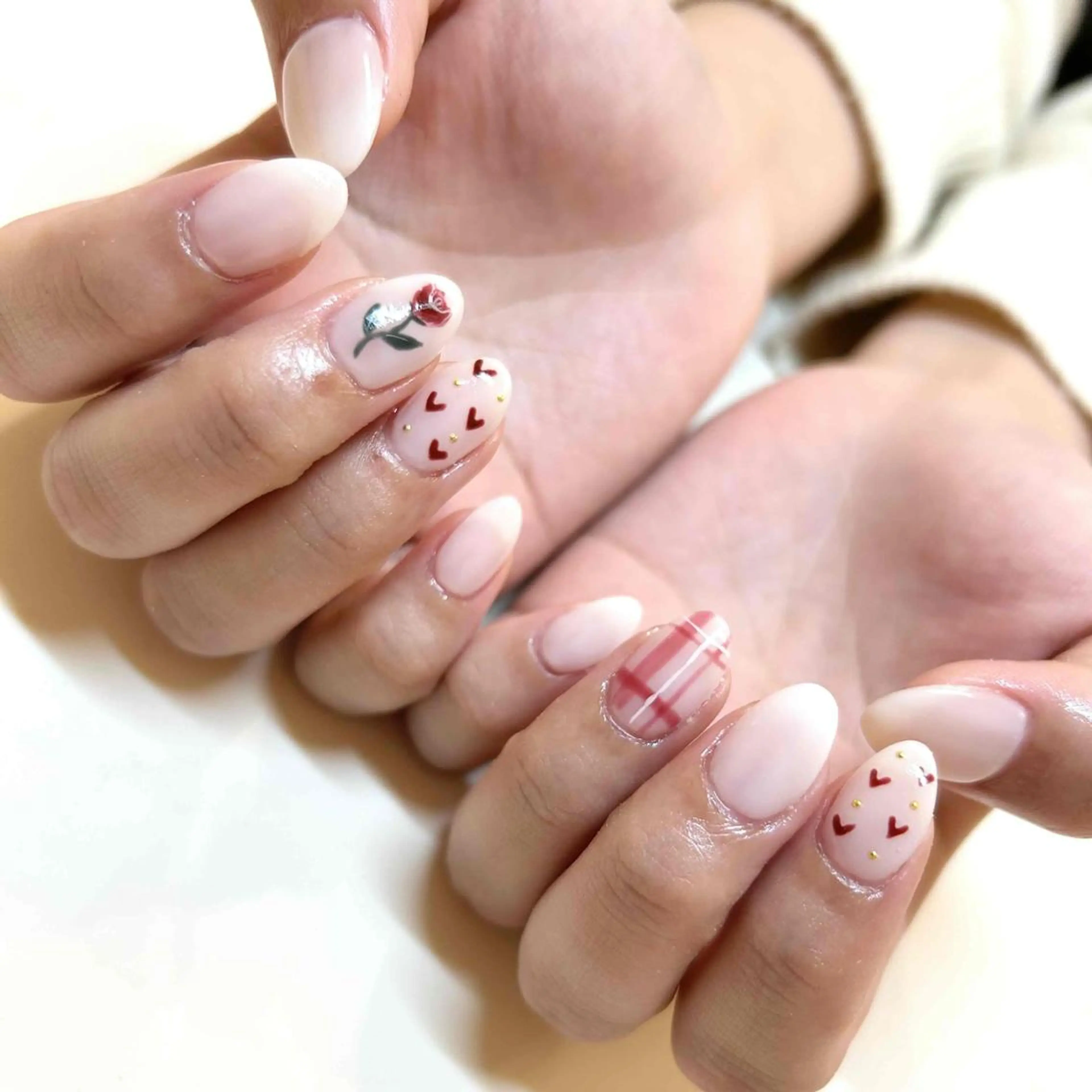 ネイル ハンドネイル R2 予約担当のネイルデザイン