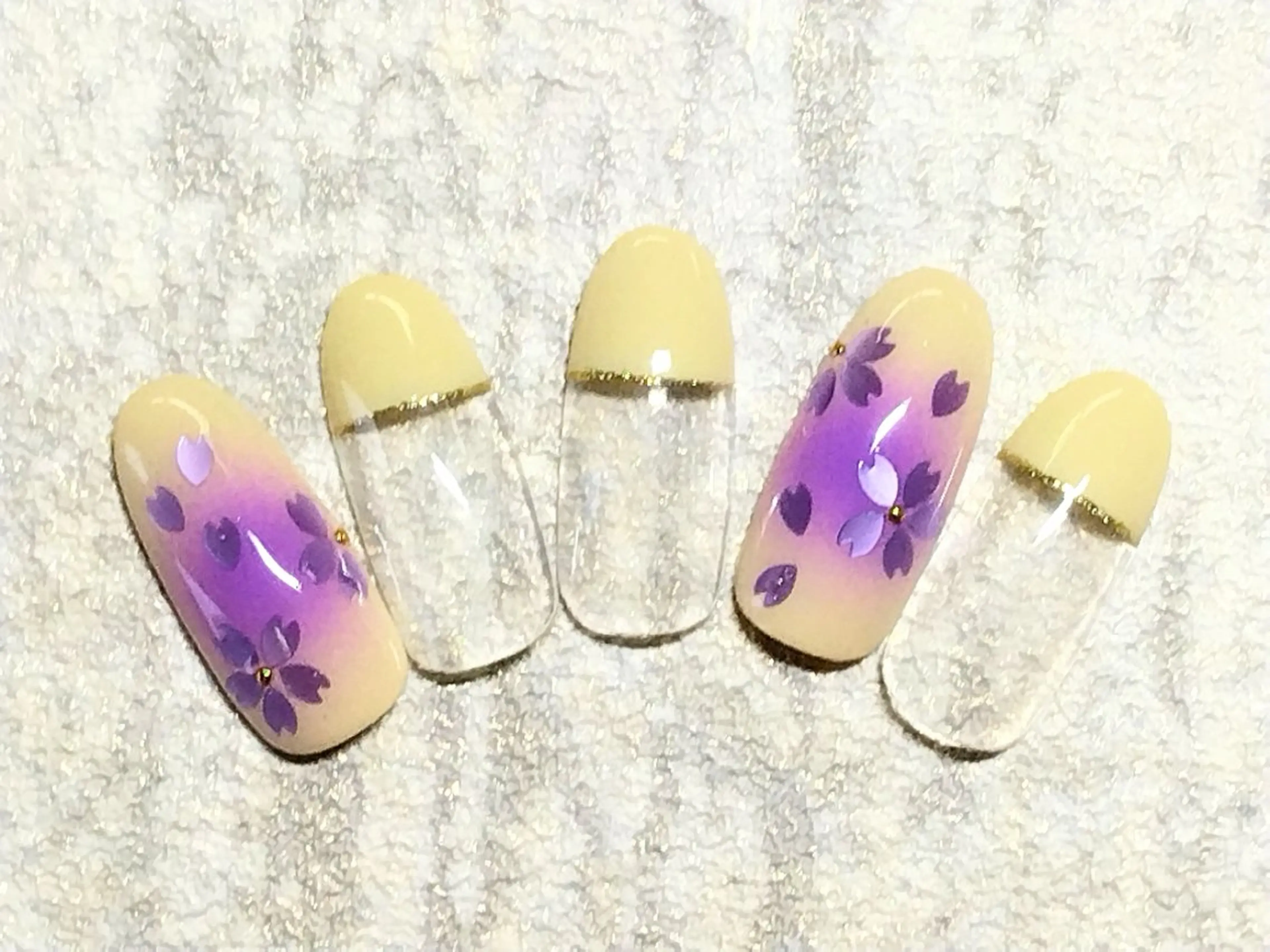 ネイル チークネイル 桜ネイル ハンドネイル リラクゼーション＆ネイル仙殊~センジュ~所属・senju 　のネイルデザイン