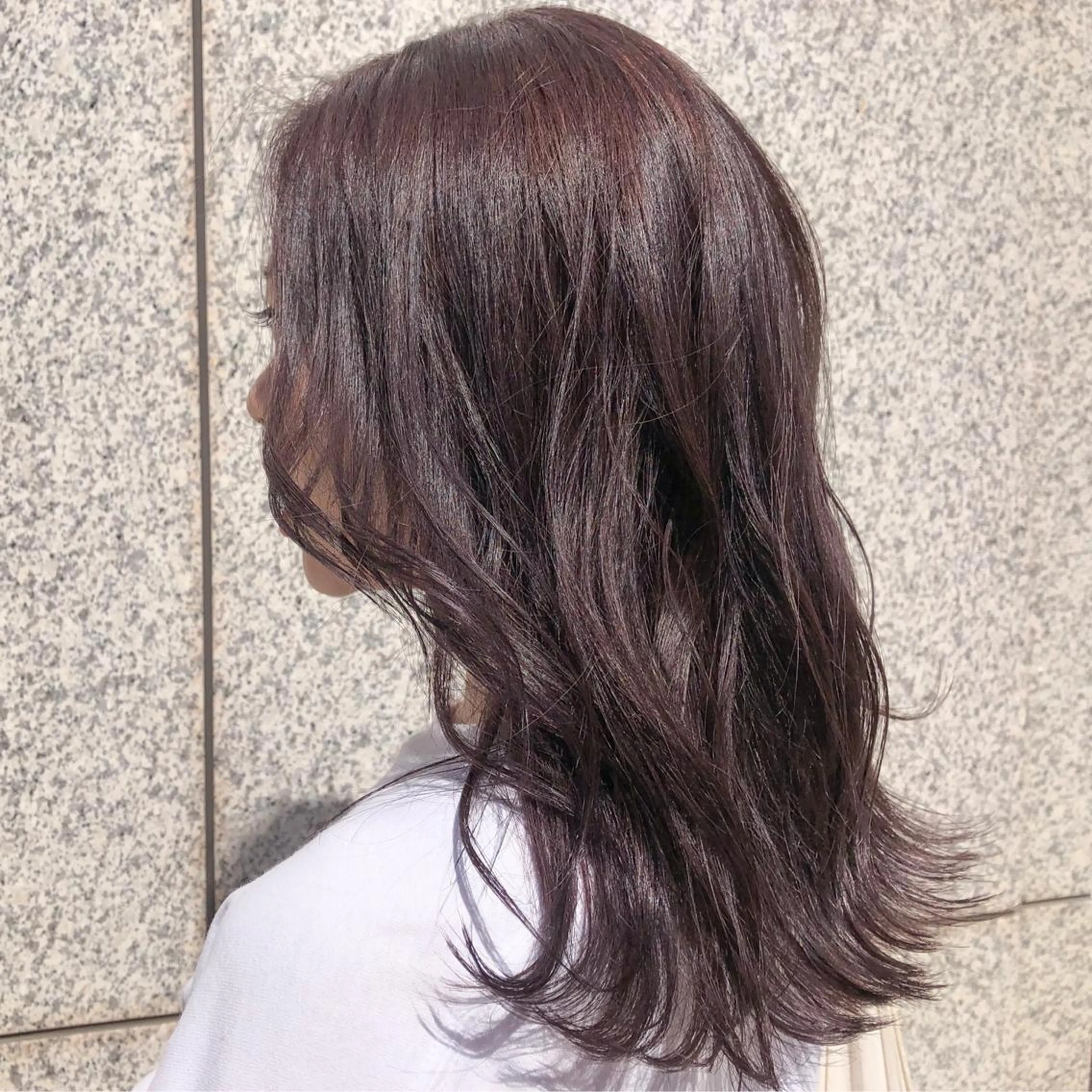 セミロング カラー ラベンダーカラー ラベンダーグレー 尾籠 美幸 （オゴモリ ミユキ）のヘアスタイル