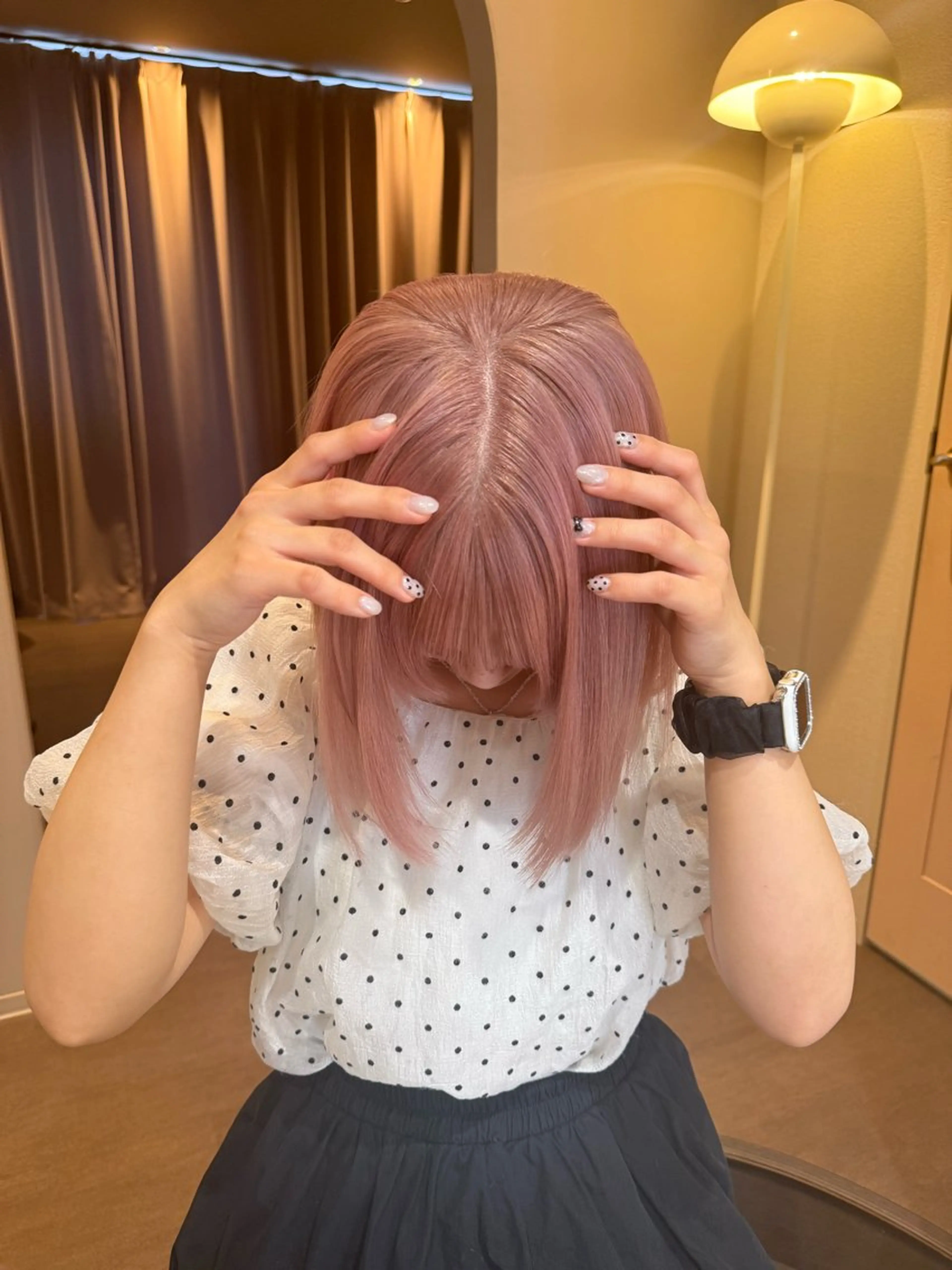 カラー ピンクカラー ヘアカラー ハイトーン／暖色 👩🏼HONOKAのヘアスタイル