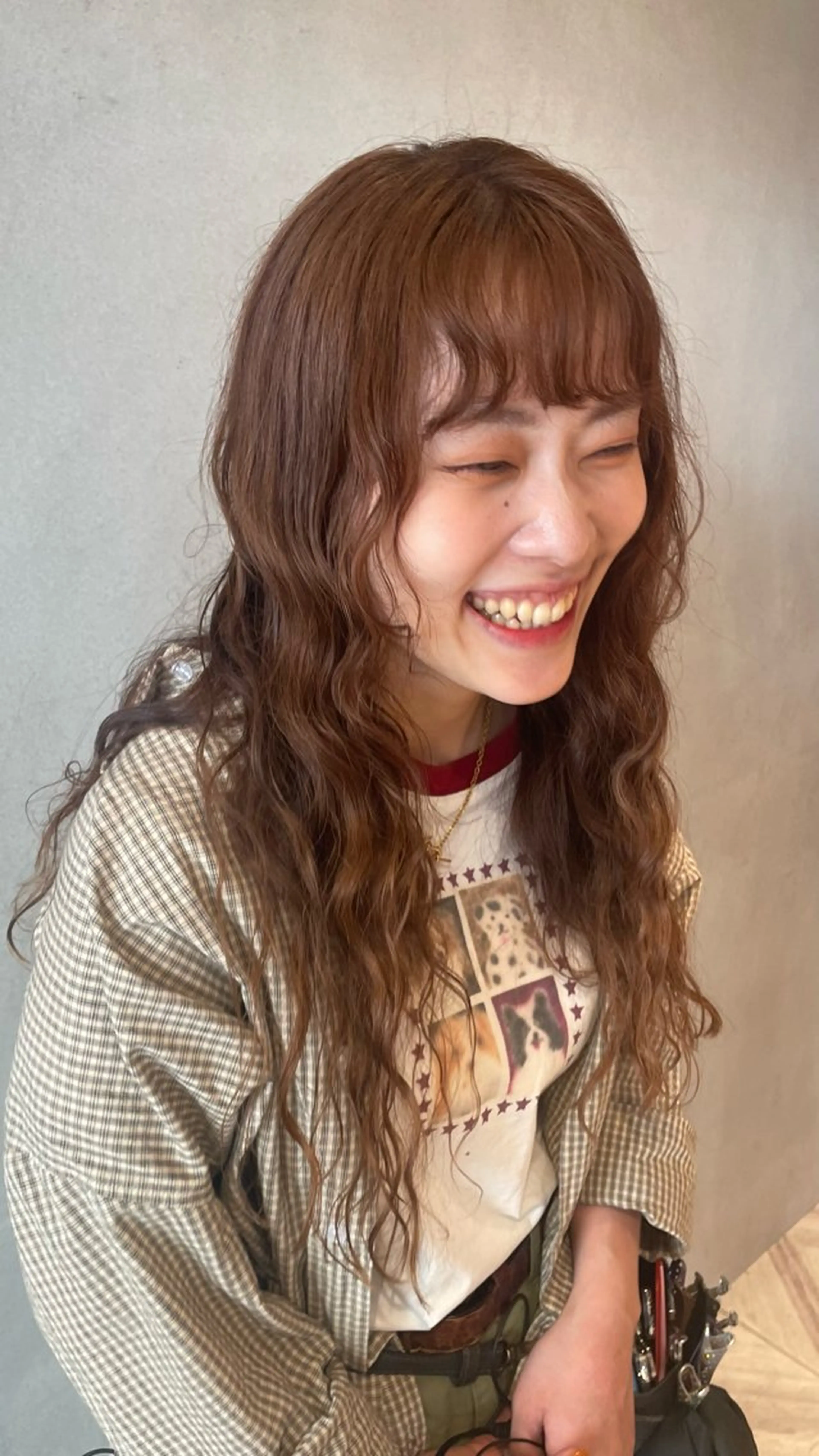 ロング パーマ 外国人風カラー LEAPS adore都島店所属・みゆう 都島/透明感のヘアスタイル