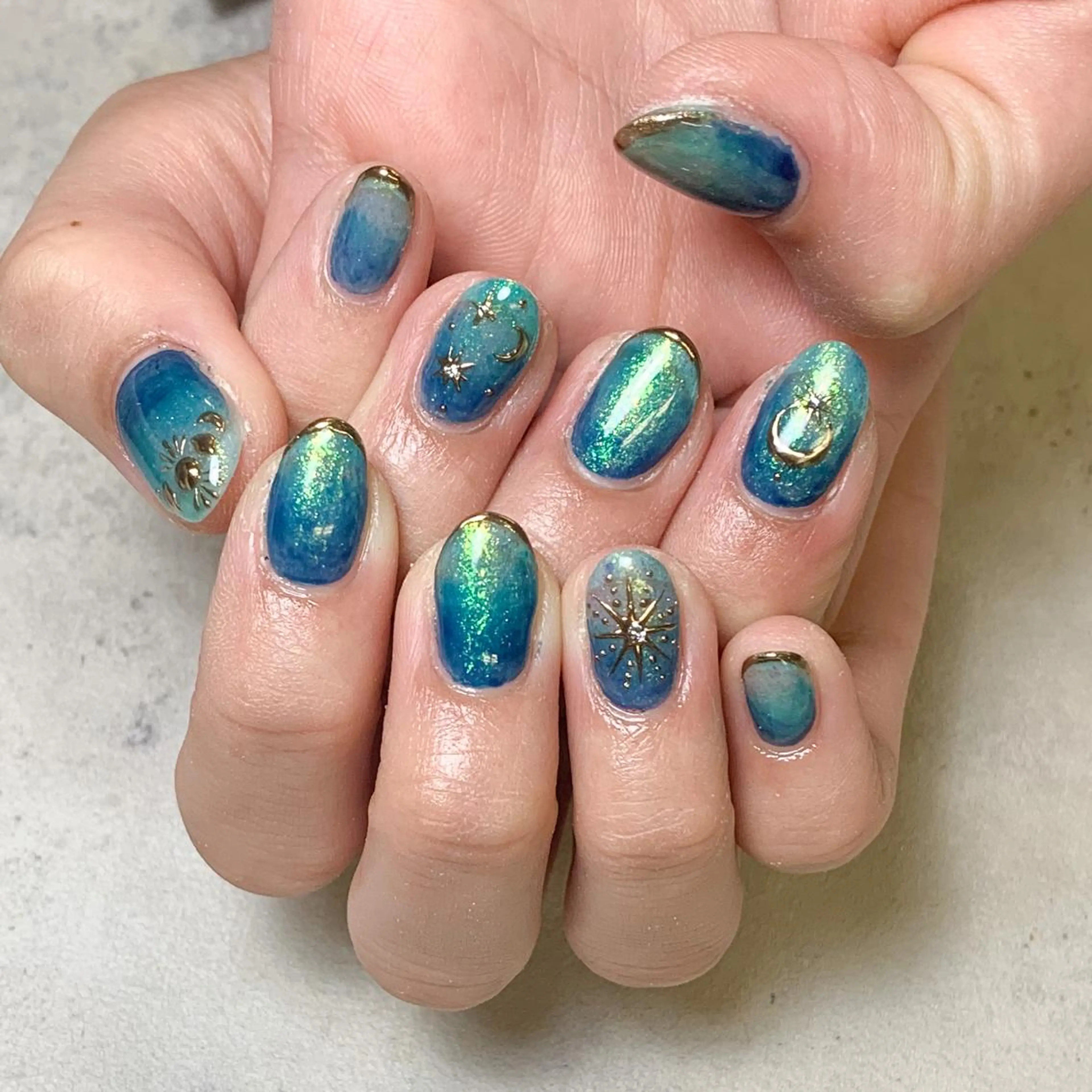 ネイル atelier　FIORITURA所属・FIORITURA aiのネイルデザイン