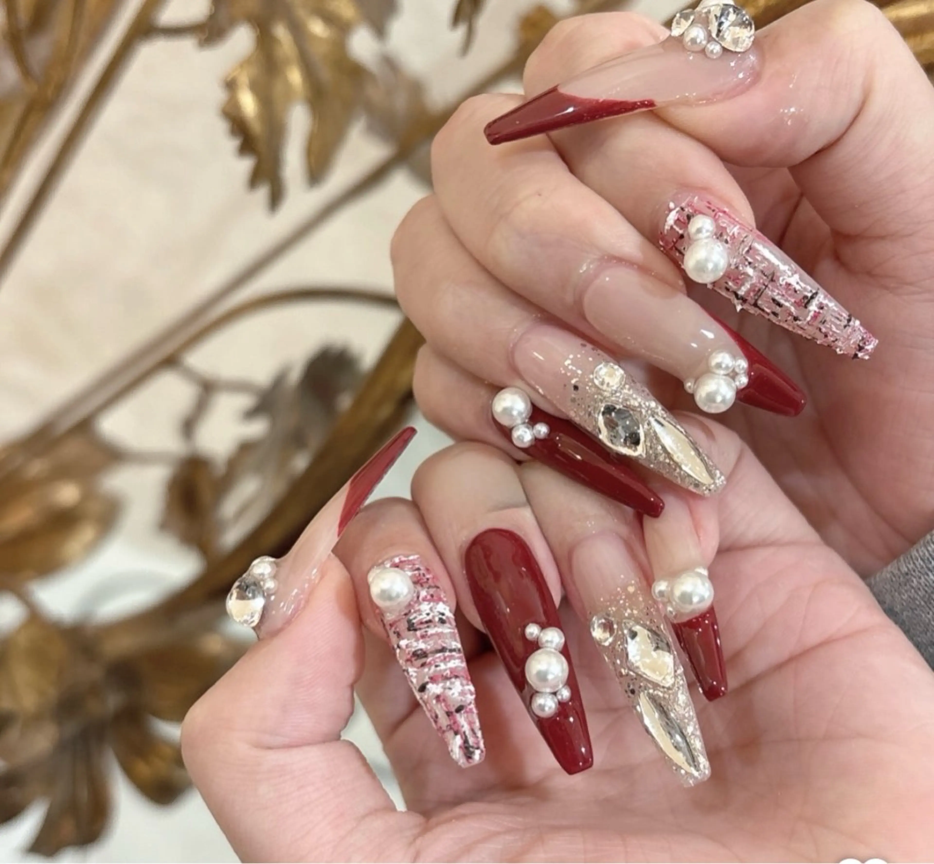 ネイル アートネイル ジェルネイル ガーリー キラキラネイル Nihonthy Nail 新宿所属・Nihonthy Nail 新宿のネイルデザイン