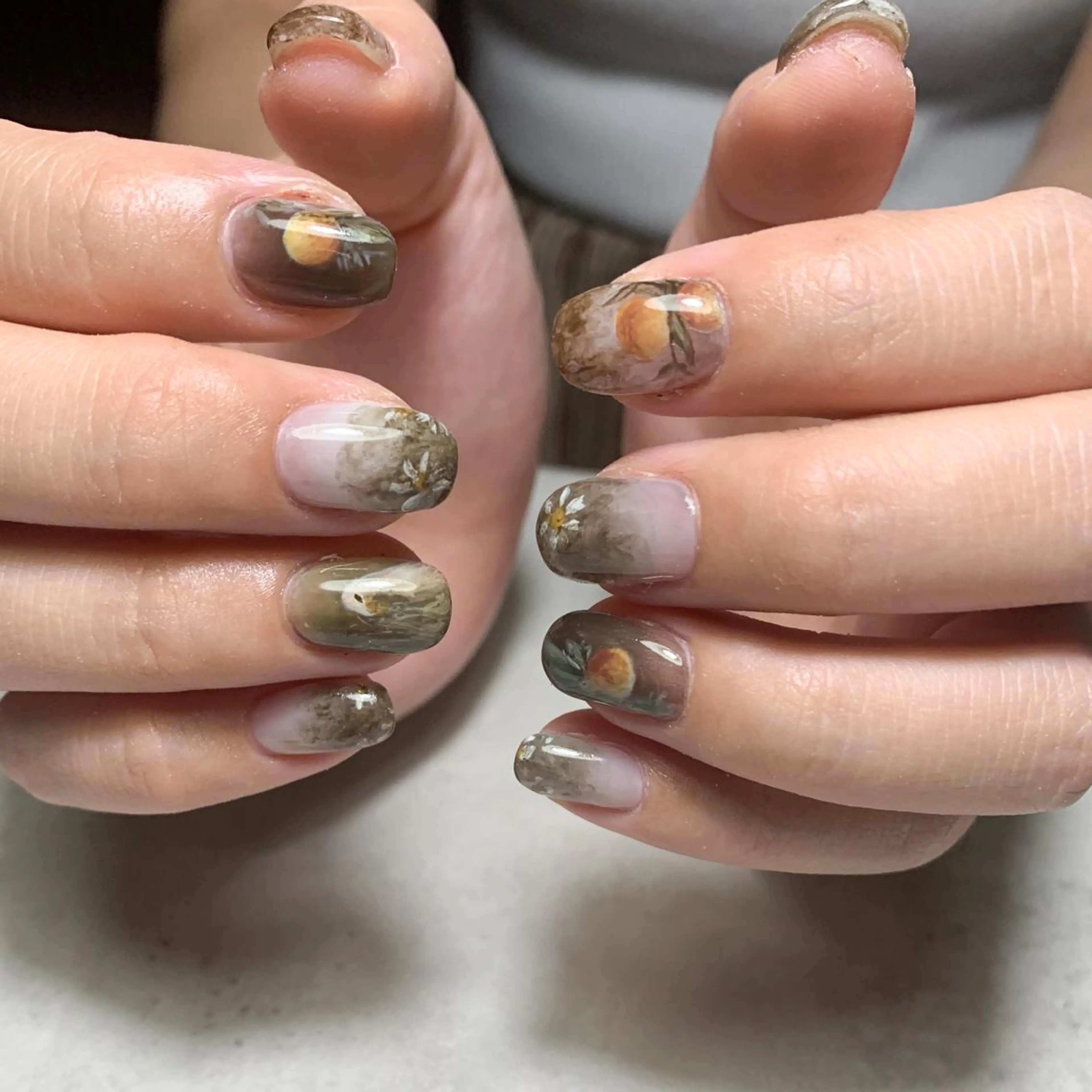 ネイル ハンドネイル atelier FIORITURA所属・FIORITURA aiのネイルデザイン