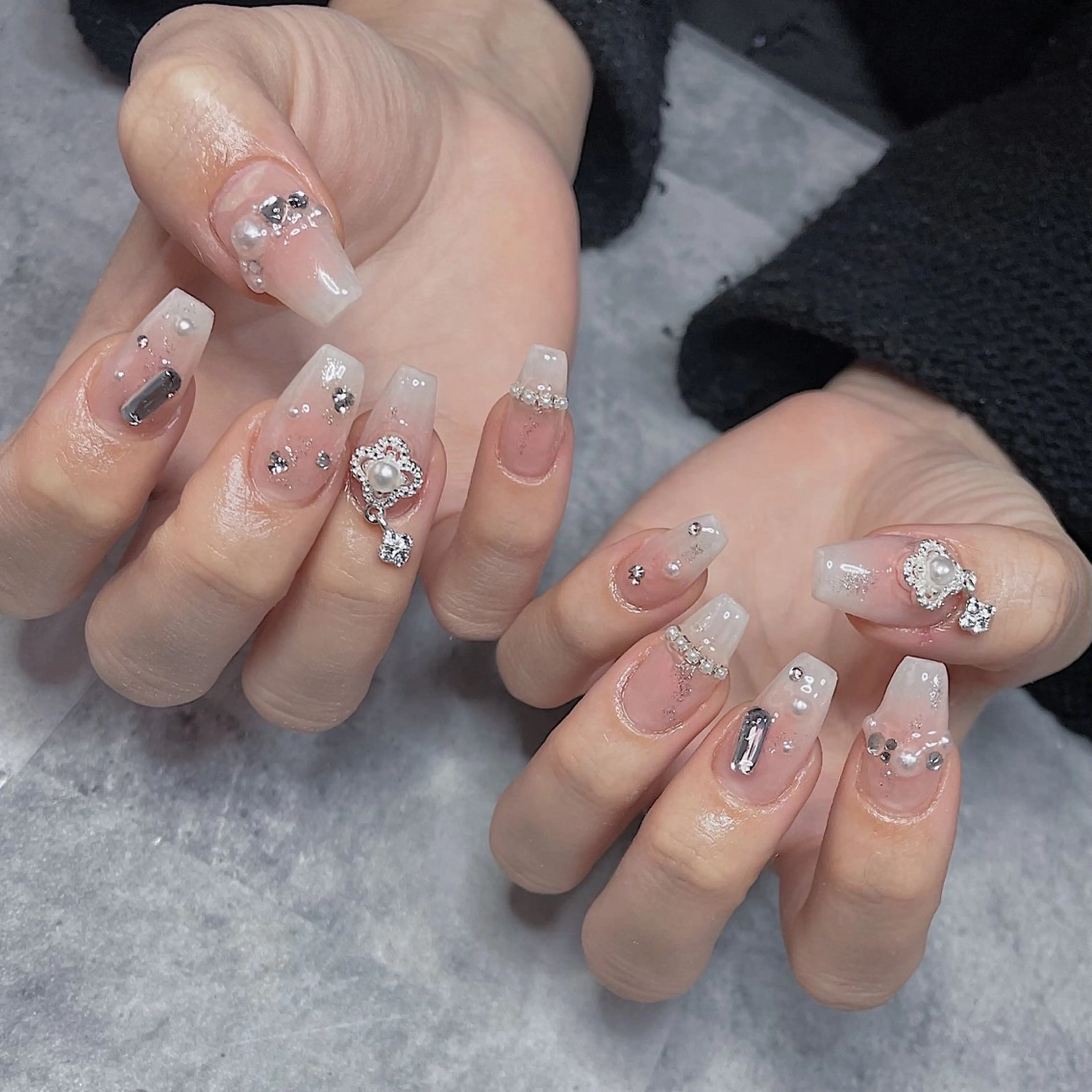 セミロング ハンドネイル SYU'NAIL /YUKIのネイルデザイン