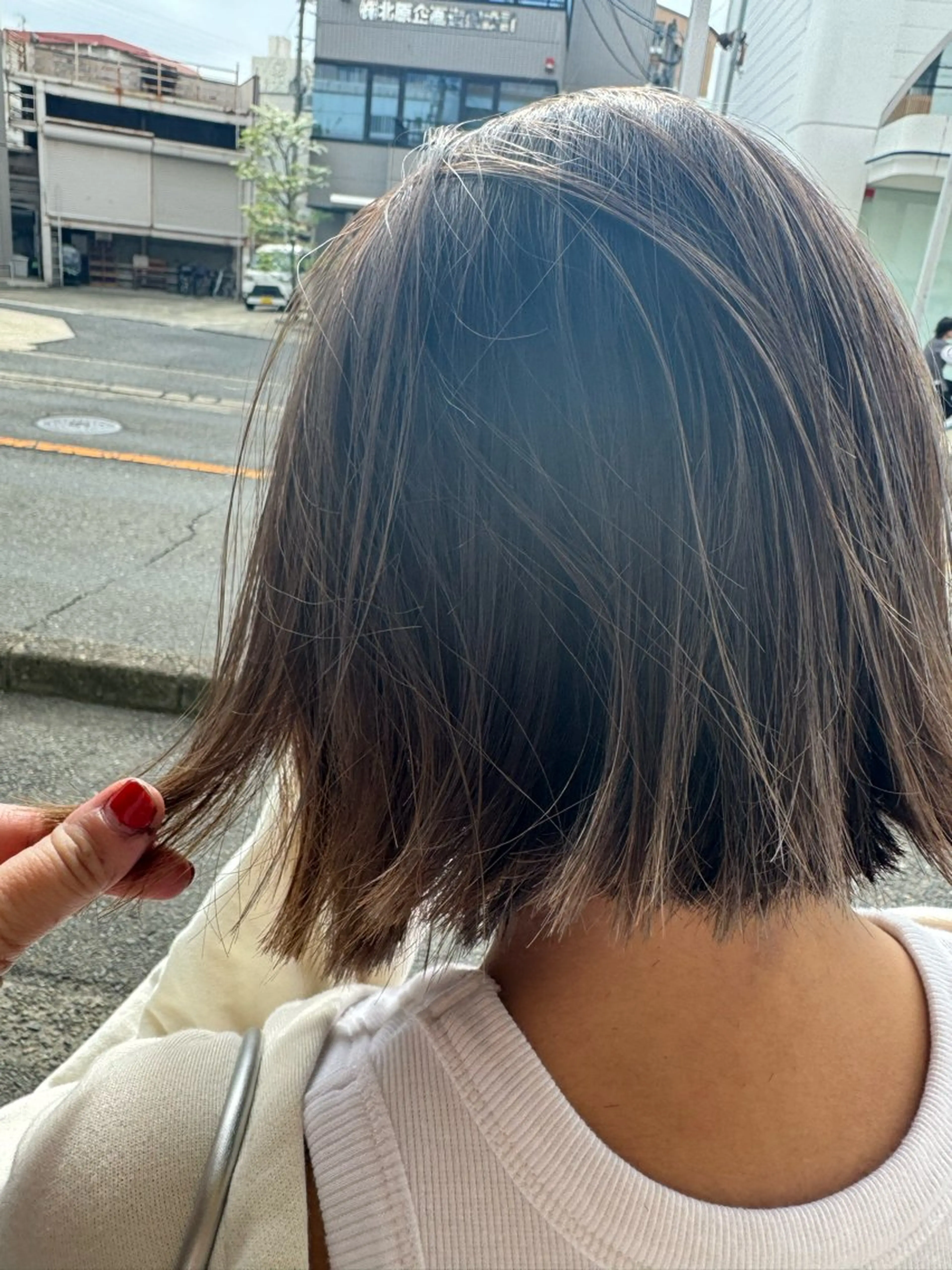 ミディアム カラー 坂田 優子のヘアスタイル