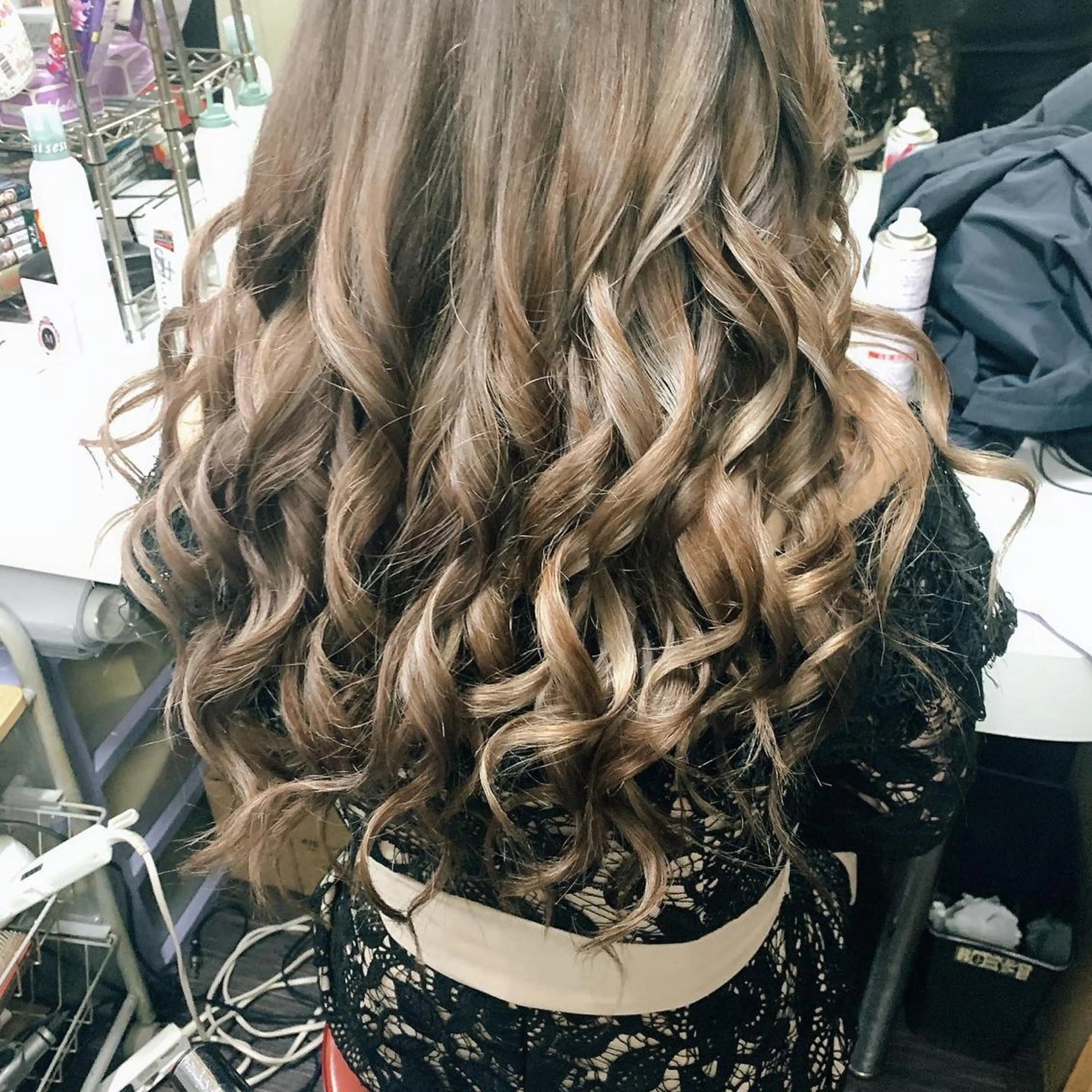 ロング ヘアアレンジ あるす美容室所属・あるす 美容室のヘアスタイル