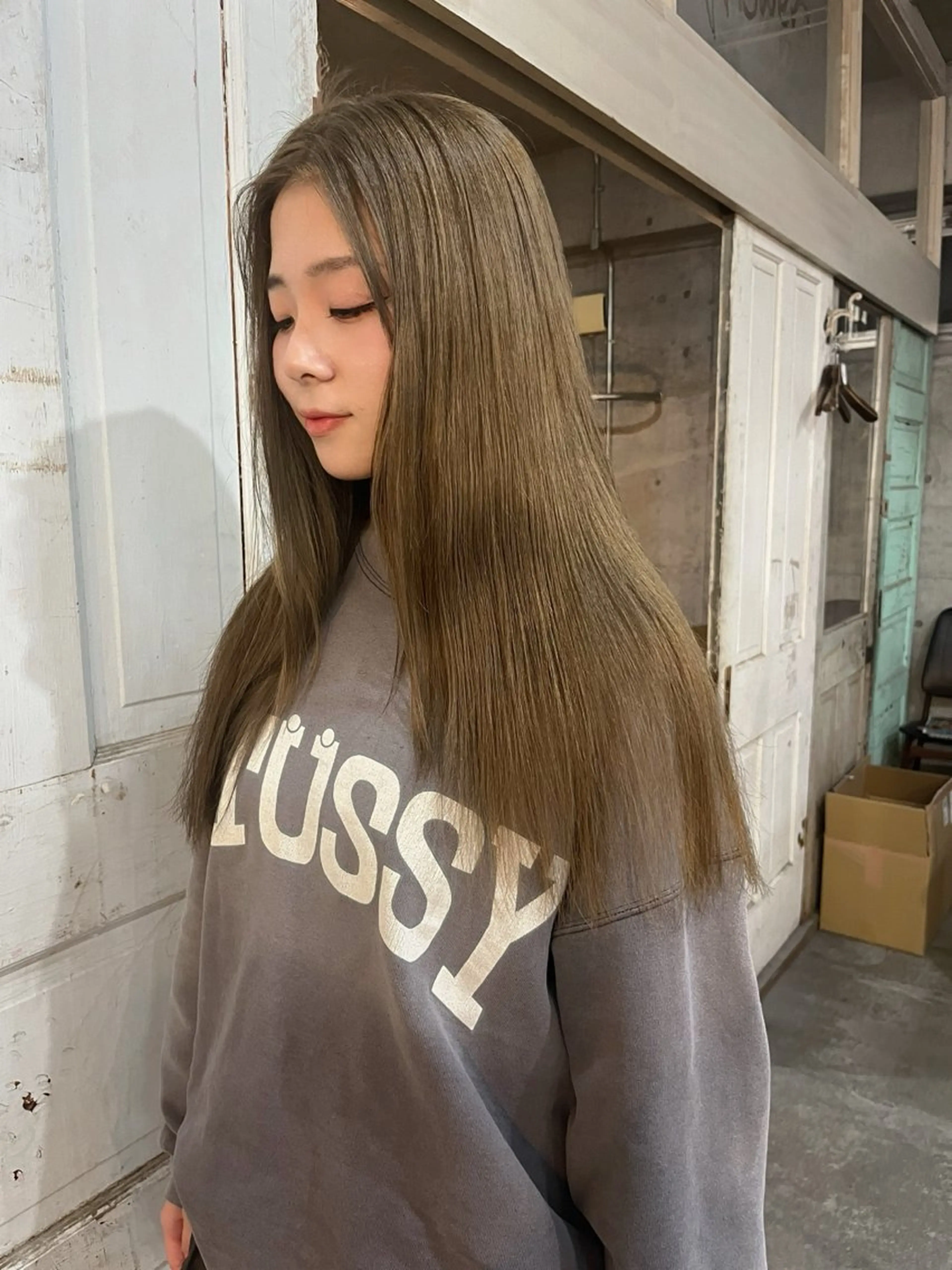 セミロング カラー カット ヘアカラー トリートメント ハイトーン/顔まわり レイヤー/YUKAのヘアスタイル